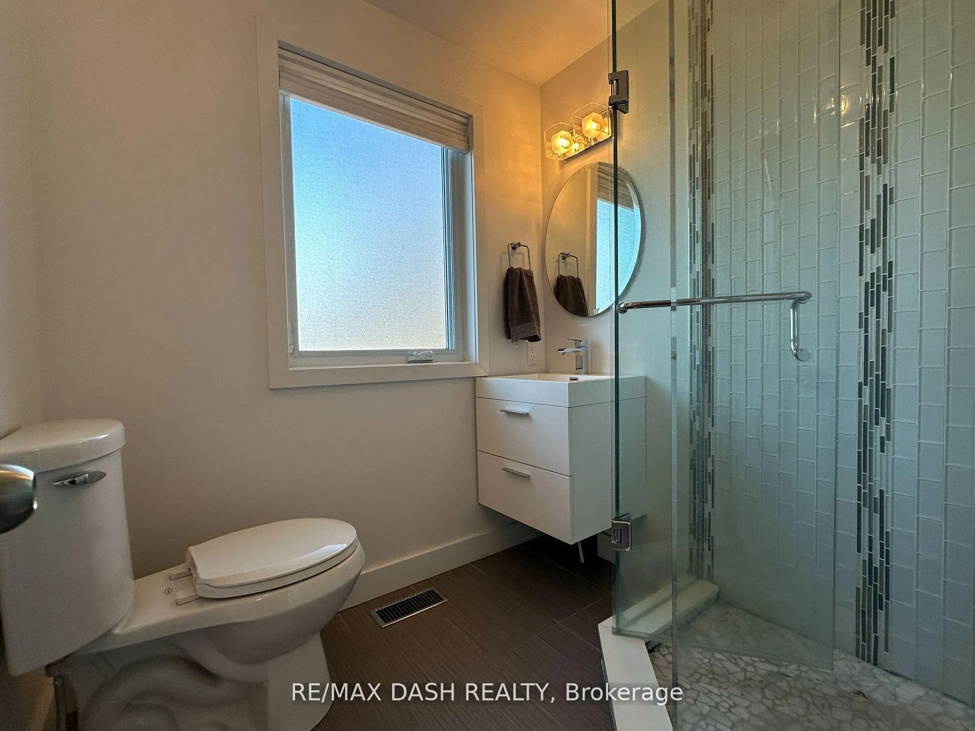 Photo 25 of 24 Berkshire Avenue, Toronto, South Riverdale — HOMEH