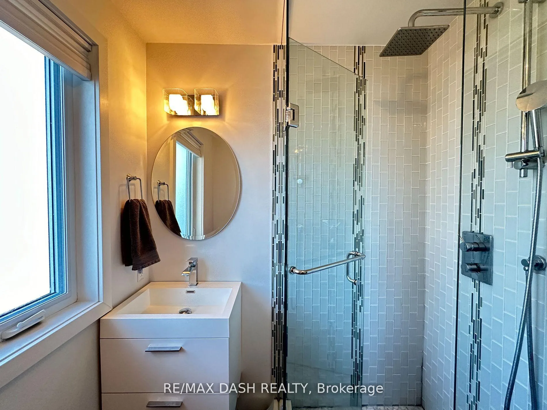 Photo 26 of 24 Berkshire Avenue, Toronto, South Riverdale — HOMEH