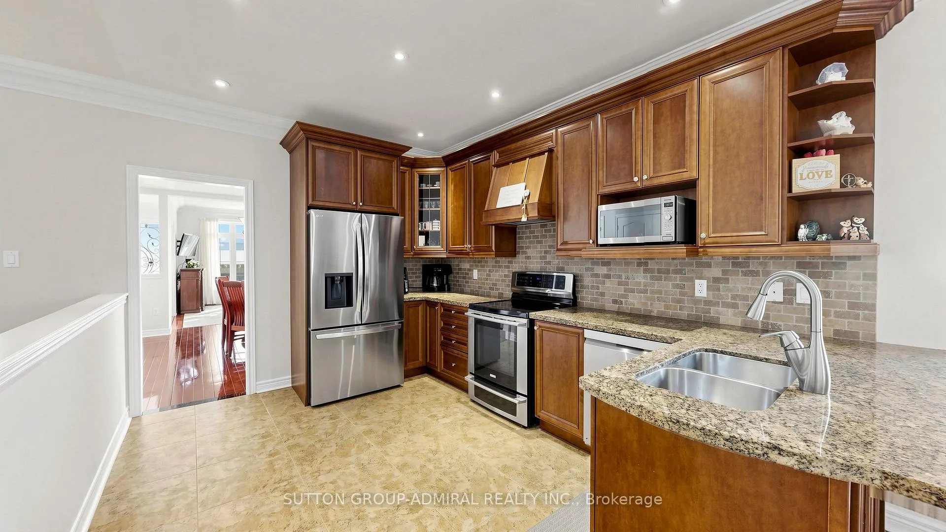 Photo 12 of 492 Kwapis Boulevard, Newmarket, Woodland Hill — HOMEH