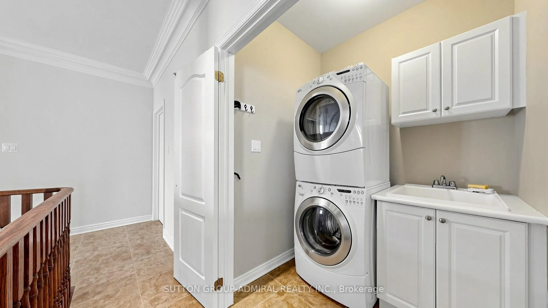 Photo 14 of 492 Kwapis Boulevard, Newmarket, Woodland Hill — HOMEH