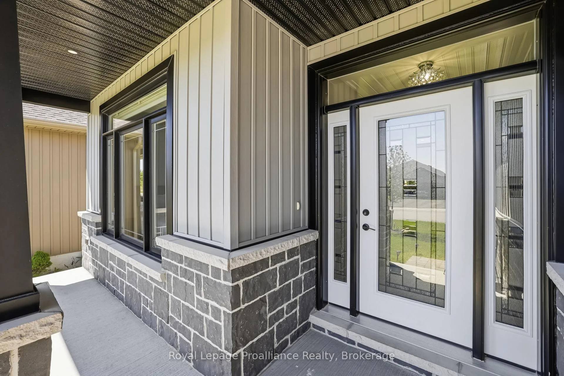 Photo 3 of 29 Sabrina Avenue, Quinte West, Murray Ward — HOMEH