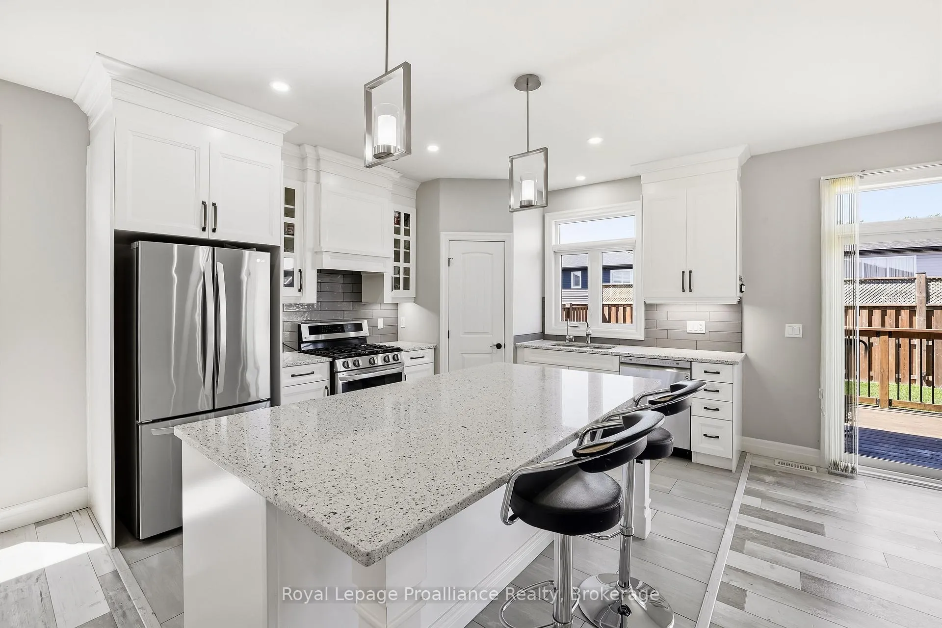 Photo 10 of 29 Sabrina Avenue, Quinte West, Murray Ward — HOMEH