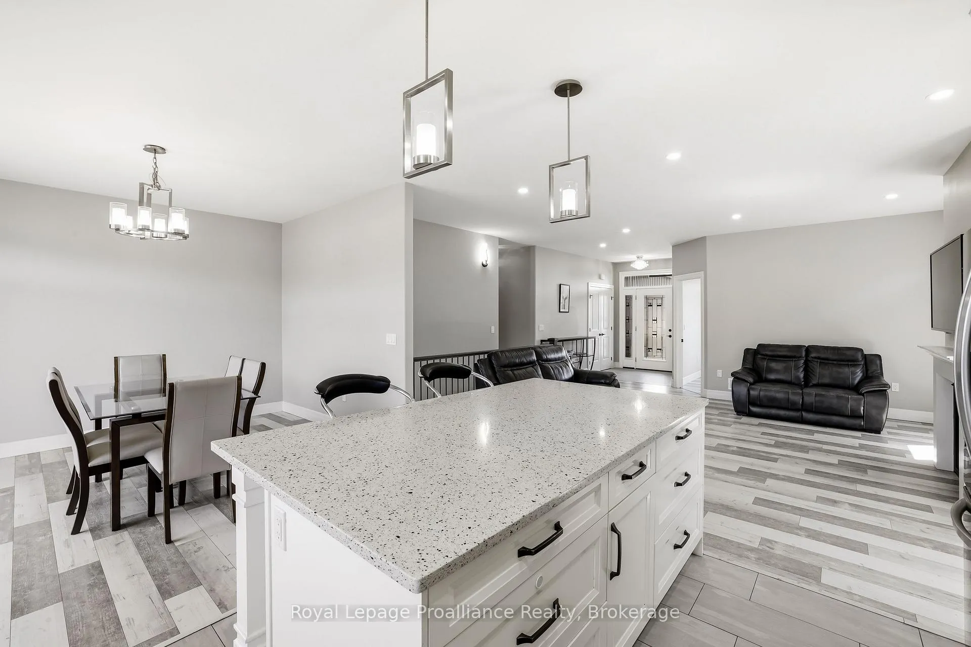 Photo 12 of 29 Sabrina Avenue, Quinte West, Murray Ward — HOMEH