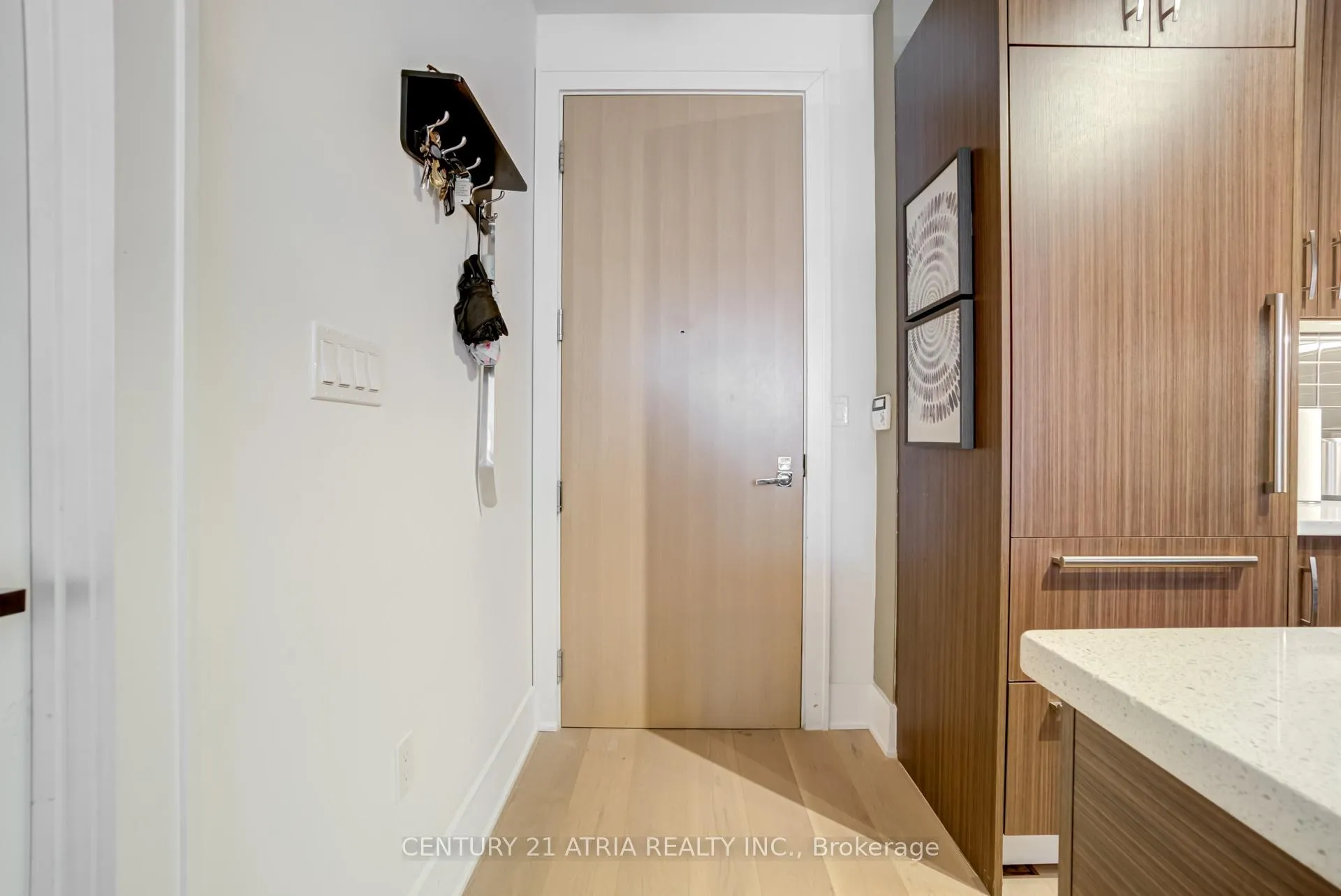 Photo 3 of Unit 310, 29 Queens Quay E, Toronto, Waterfront Communities — HOMEH