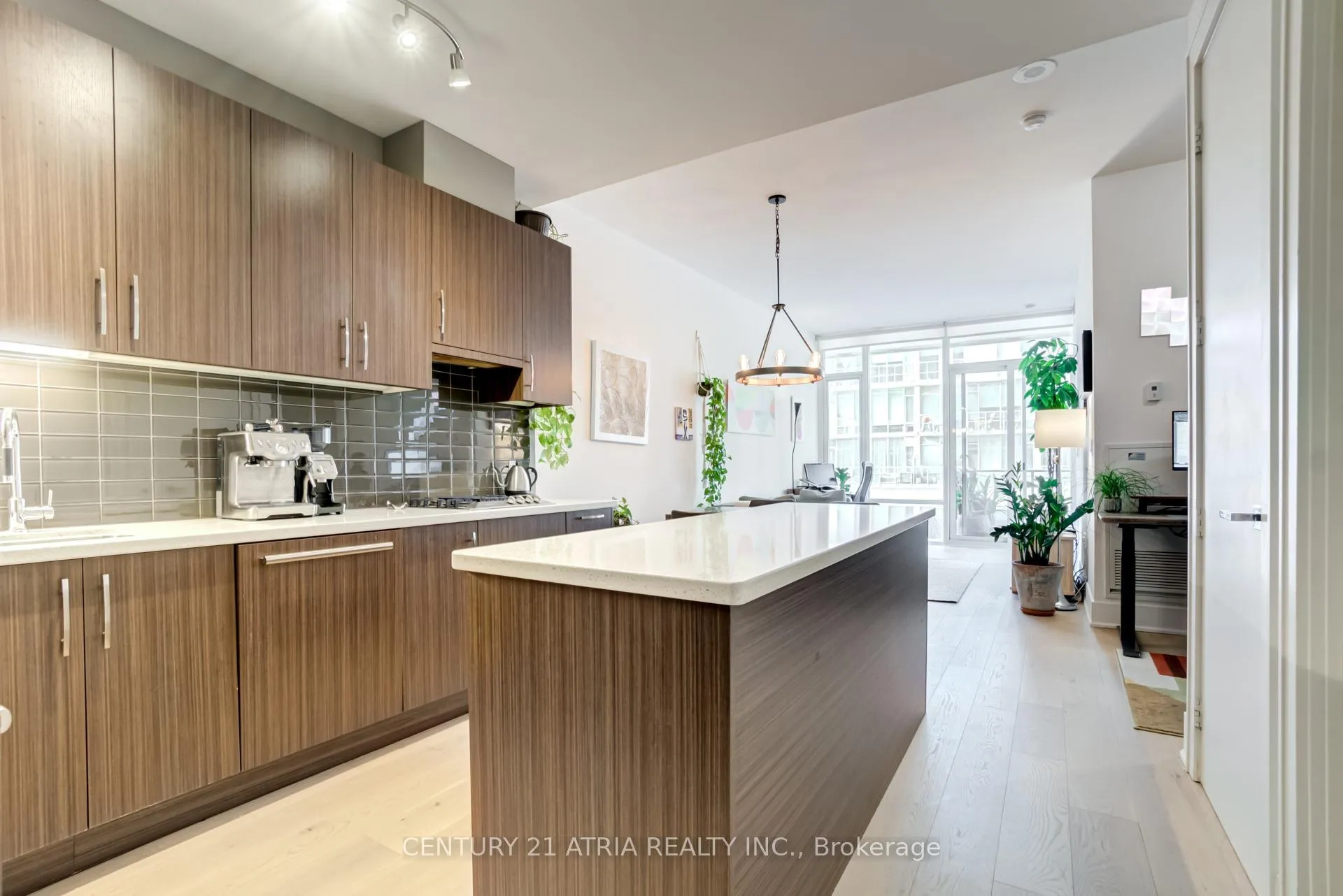 Photo 4 of Unit 310, 29 Queens Quay E, Toronto, Waterfront Communities — HOMEH
