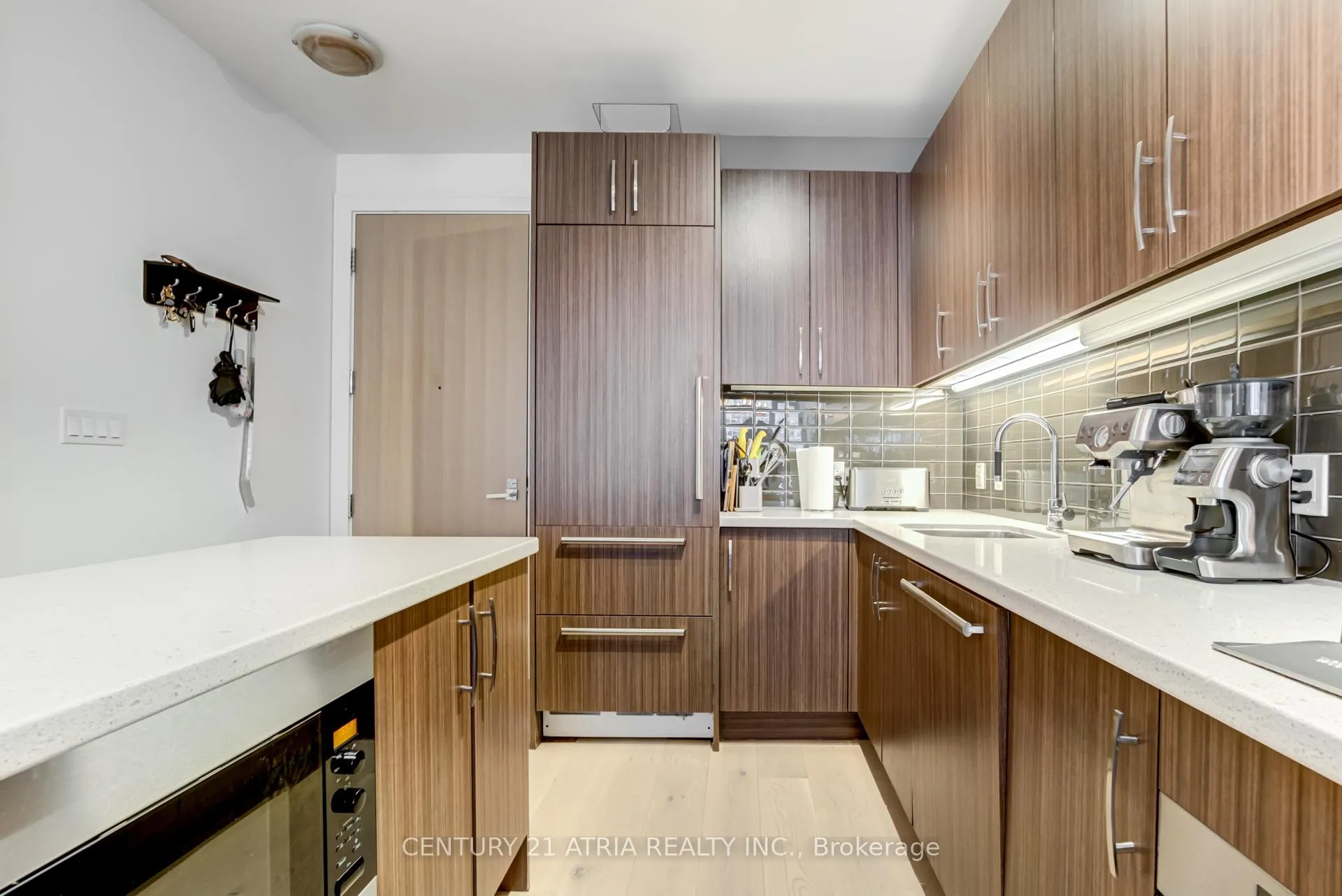 Photo 10 of Unit 310, 29 Queens Quay E, Toronto, Waterfront Communities — HOMEH