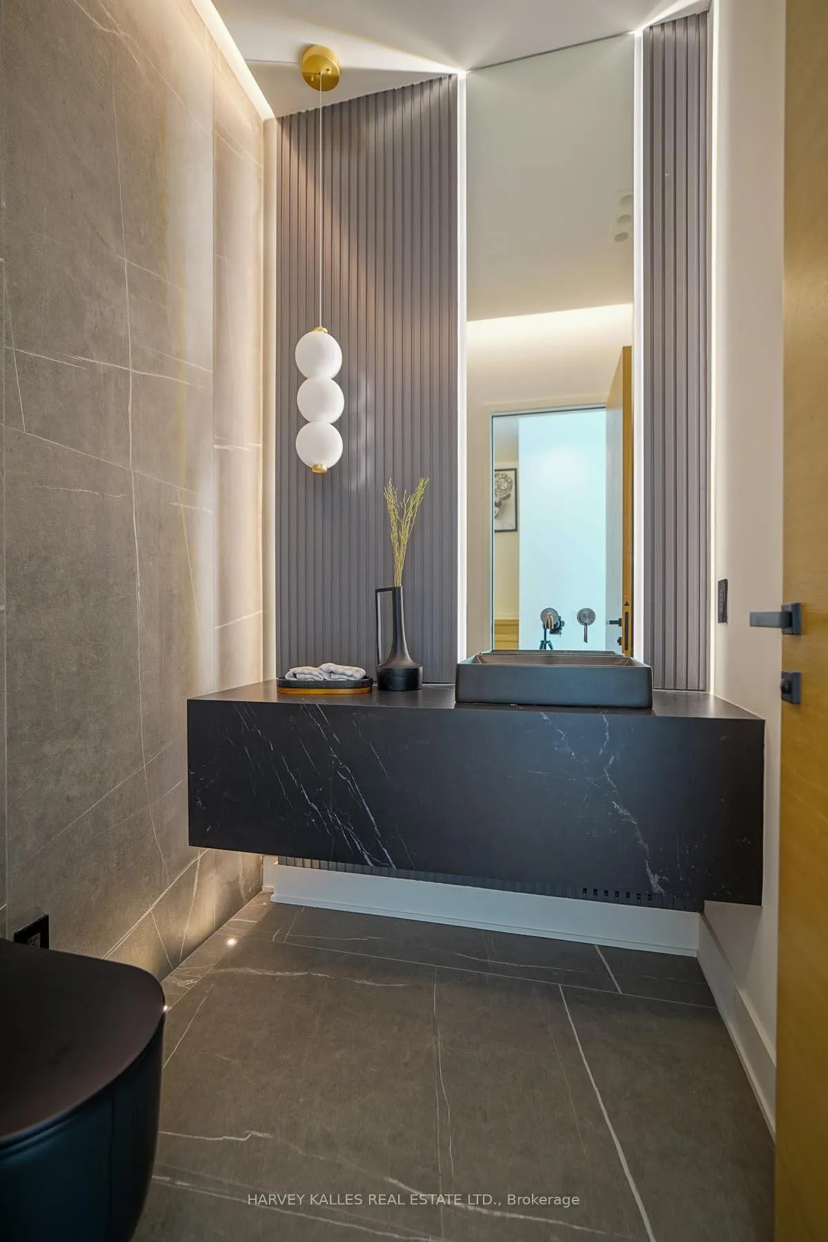 Photo 11 of 585 Bedford park Avenue, Toronto, Bedford Park-Nortown — HOMEH