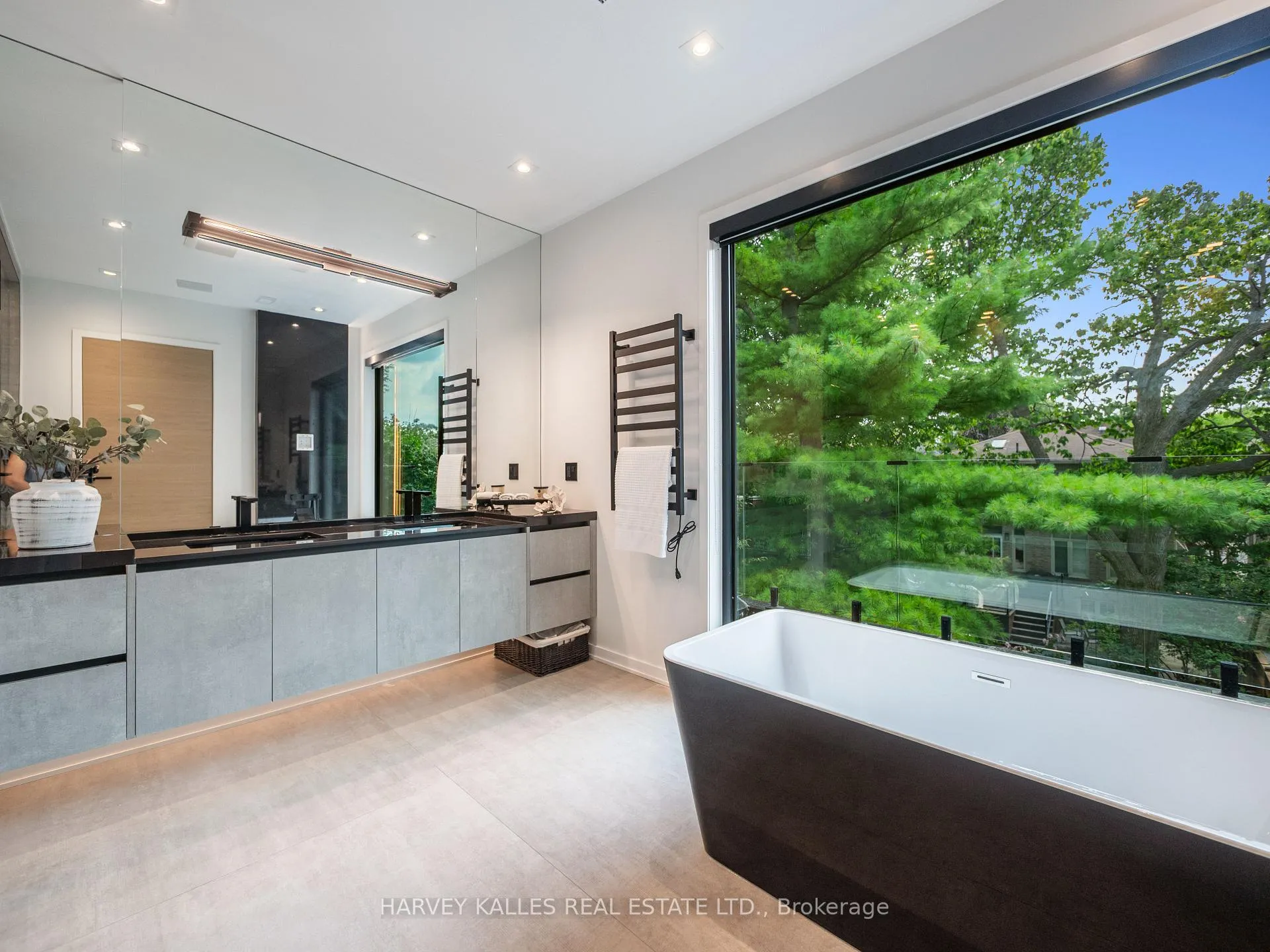 Photo 27 of 585 Bedford park Avenue, Toronto, Bedford Park-Nortown — HOMEH