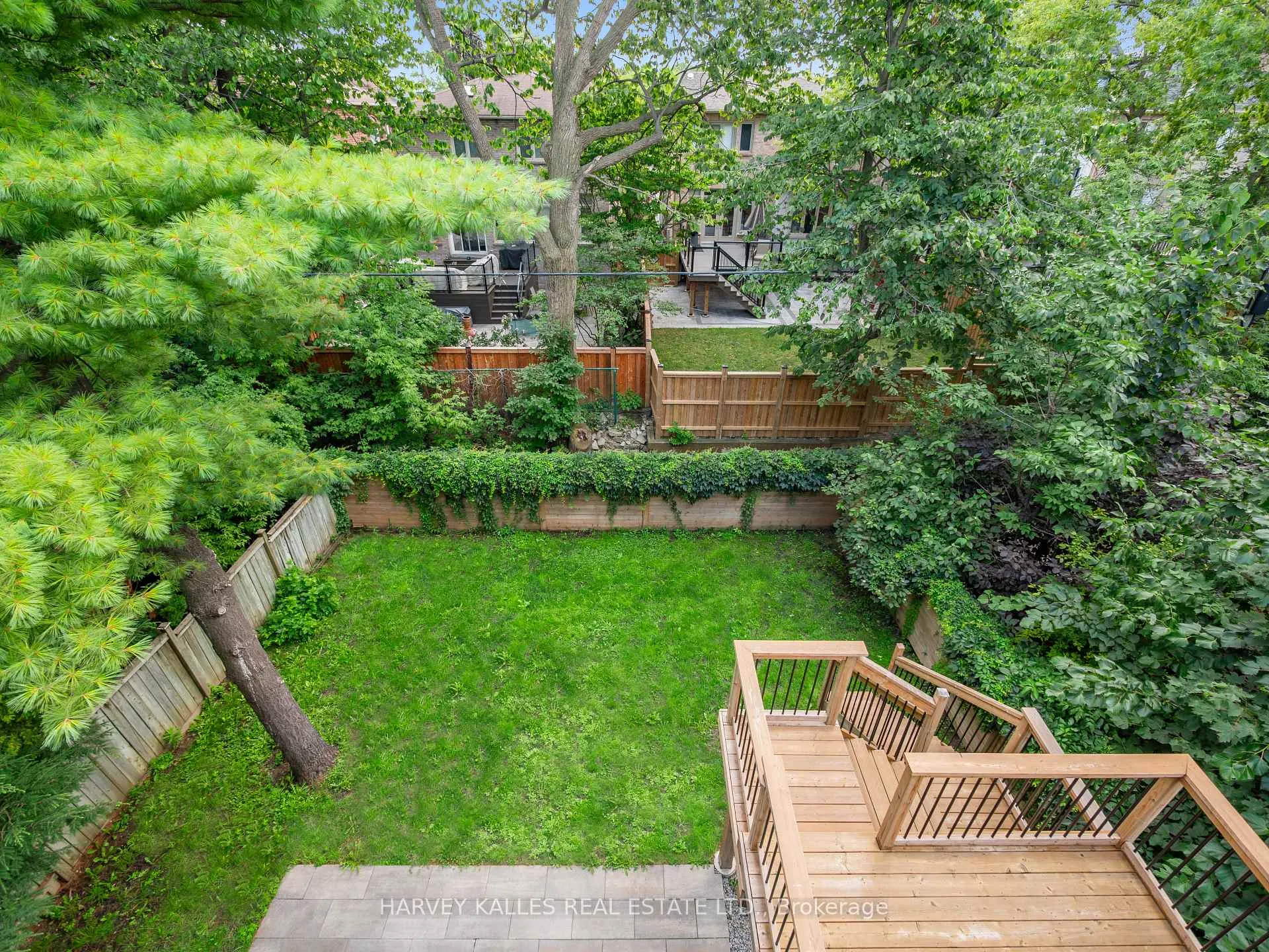Photo 31 of 585 Bedford park Avenue, Toronto, Bedford Park-Nortown — HOMEH