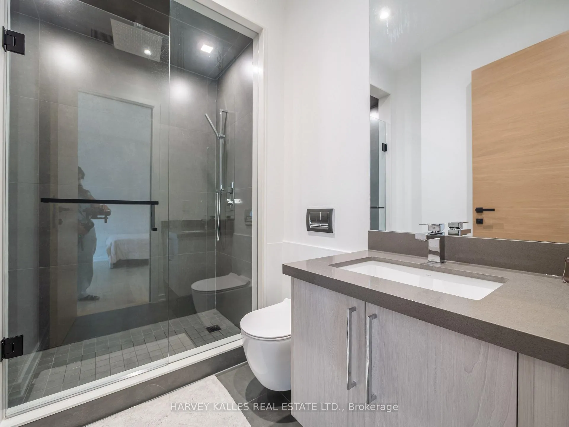 Photo 40 of 585 Bedford park Avenue, Toronto, Bedford Park-Nortown — HOMEH