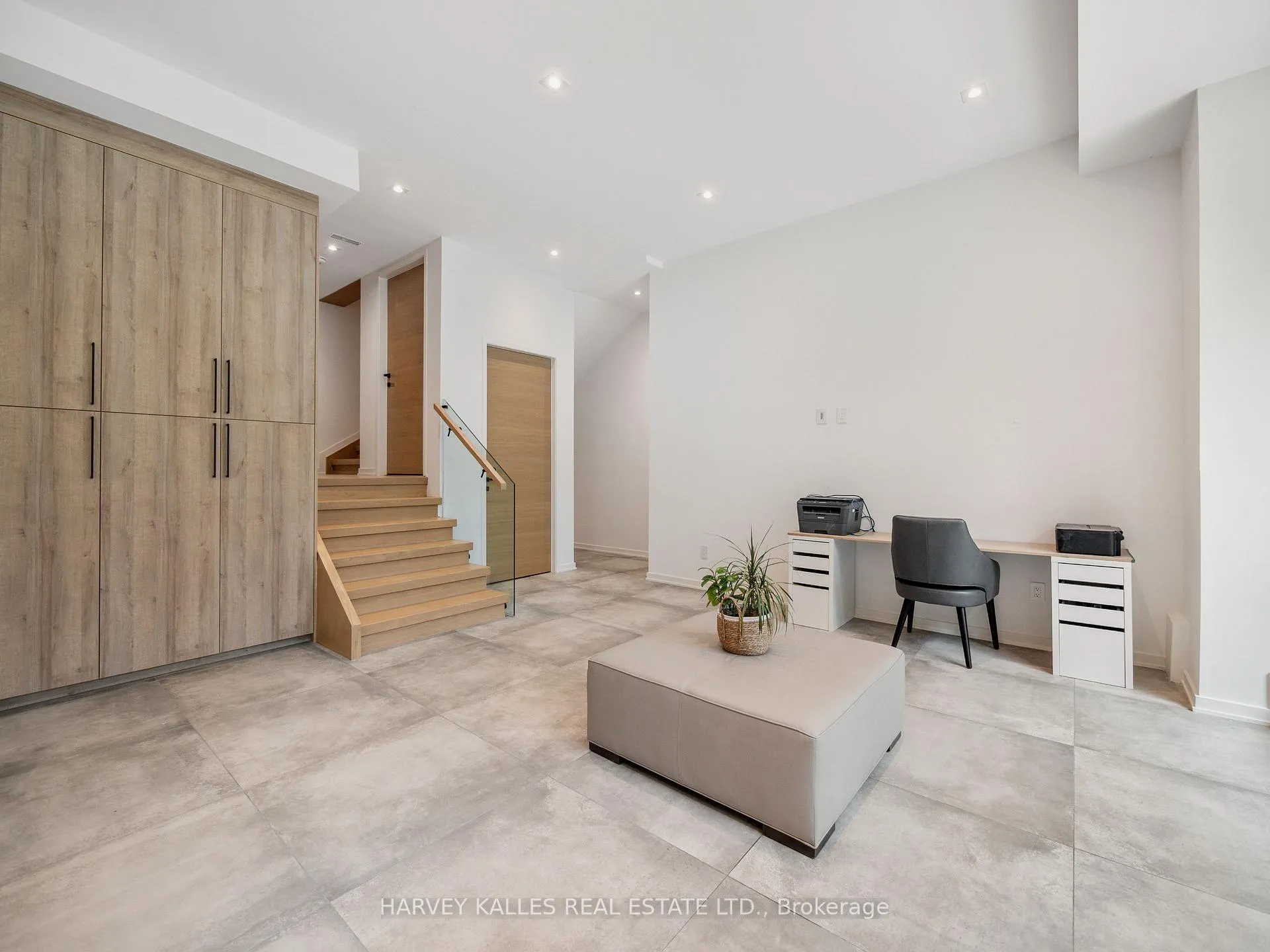 Photo 45 of 585 Bedford park Avenue, Toronto, Bedford Park-Nortown — HOMEH