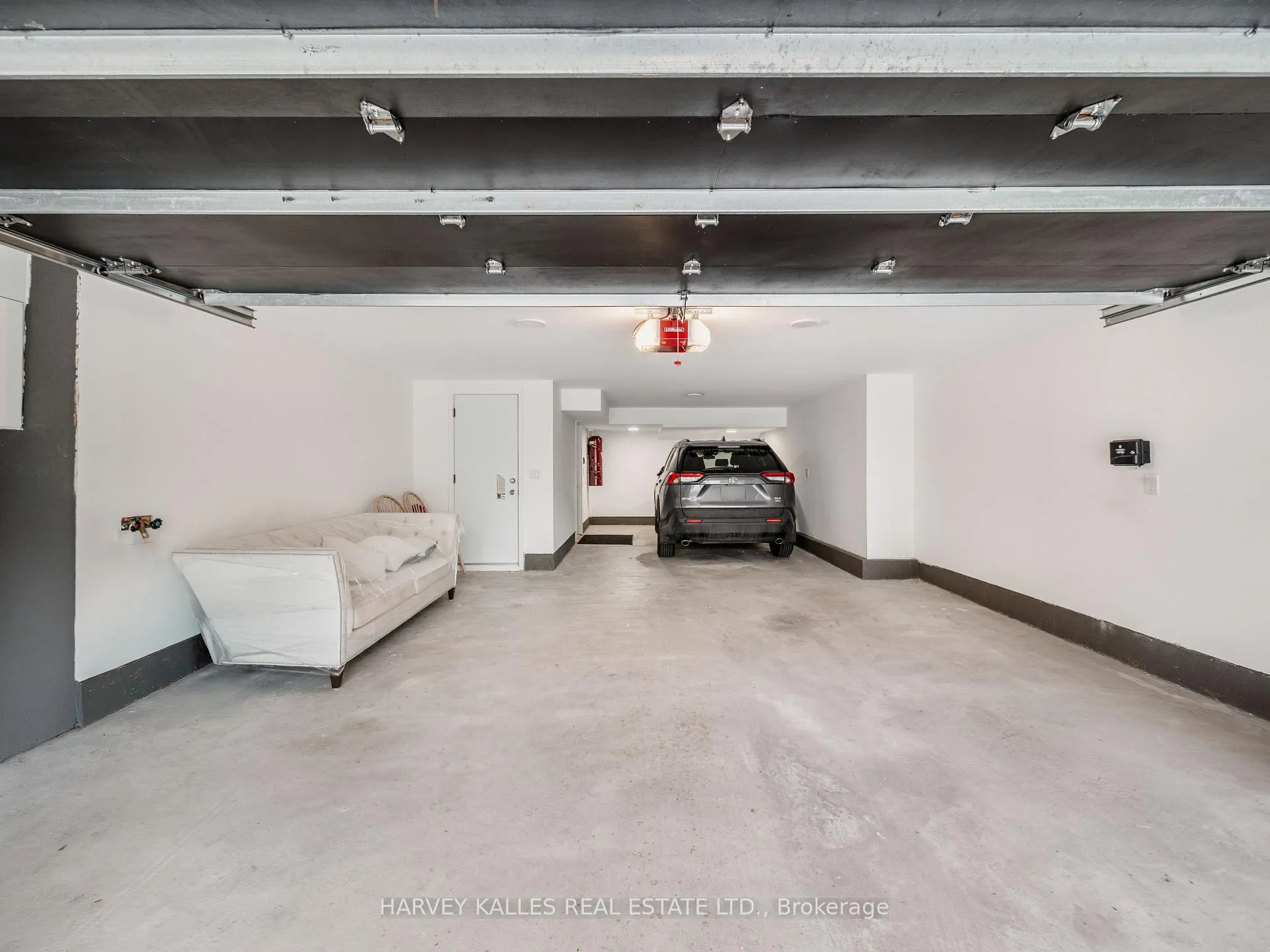 Photo 47 of 585 Bedford park Avenue, Toronto, Bedford Park-Nortown — HOMEH