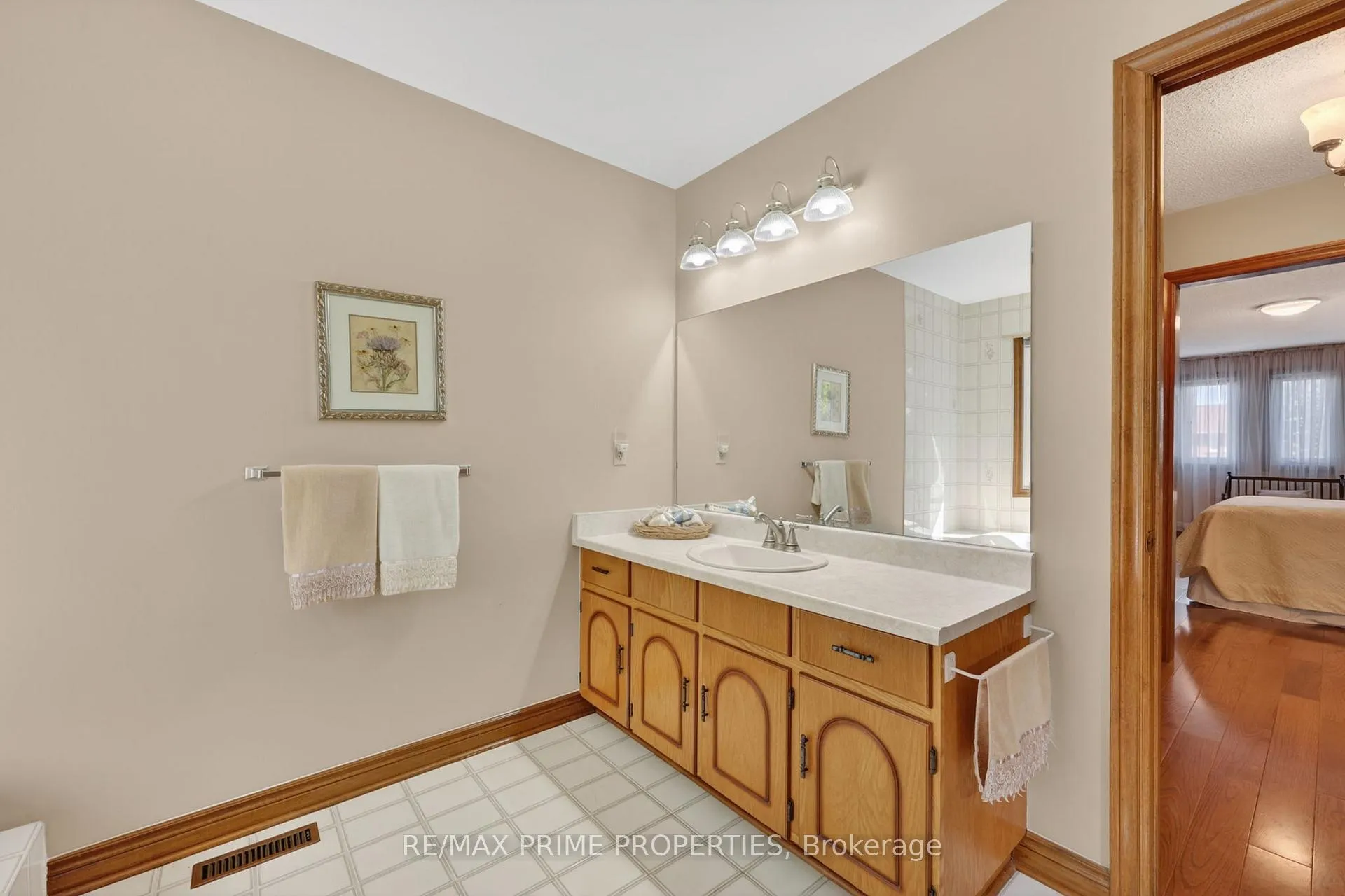 Photo 19 of 15 Jimston Drive, Markham, Milliken Mills East — HOMEH