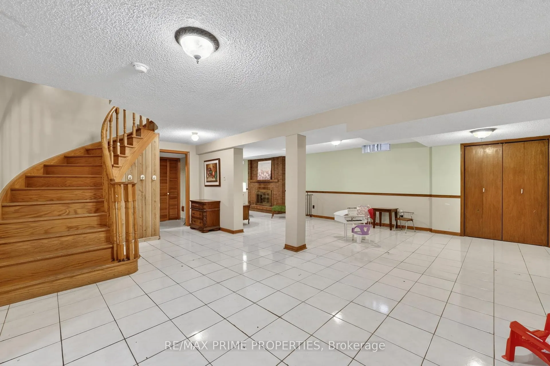 Photo 25 of 15 Jimston Drive, Markham, Milliken Mills East — HOMEH