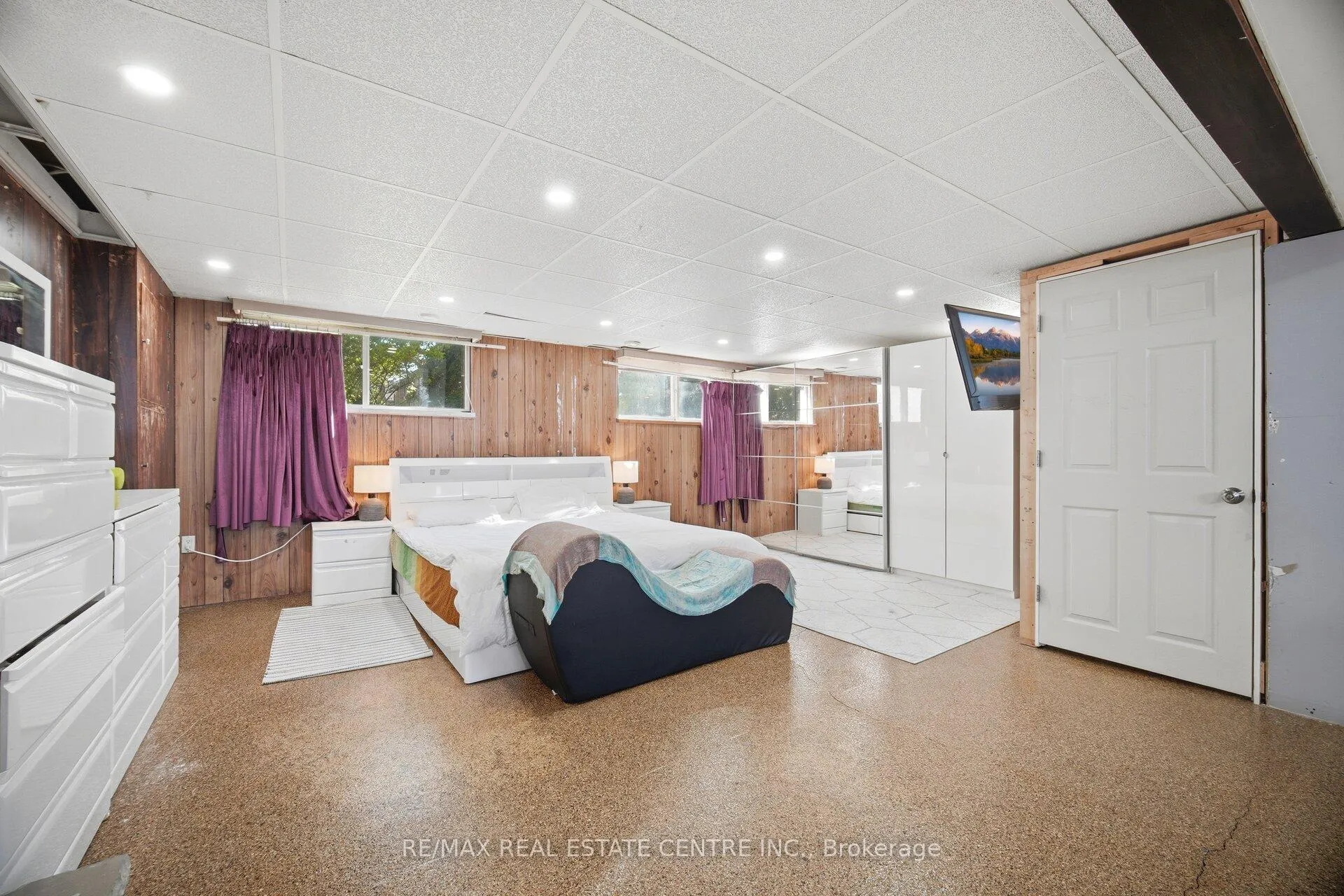 Photo 30 of 46 Seabreeze Crescent, Hamilton, Lakeshore — HOMEH