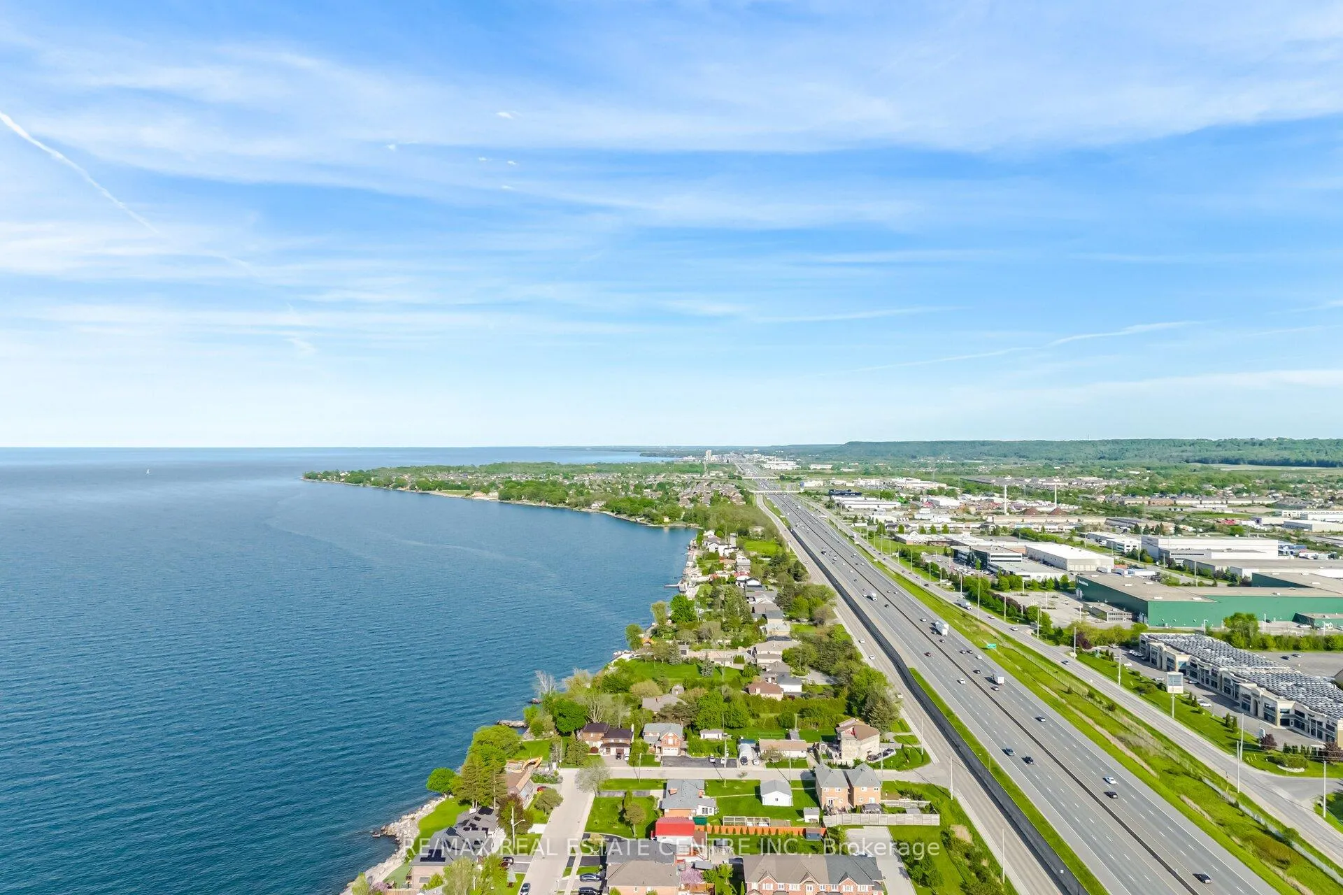 Photo 37 of 46 Seabreeze Crescent, Hamilton, Lakeshore — HOMEH