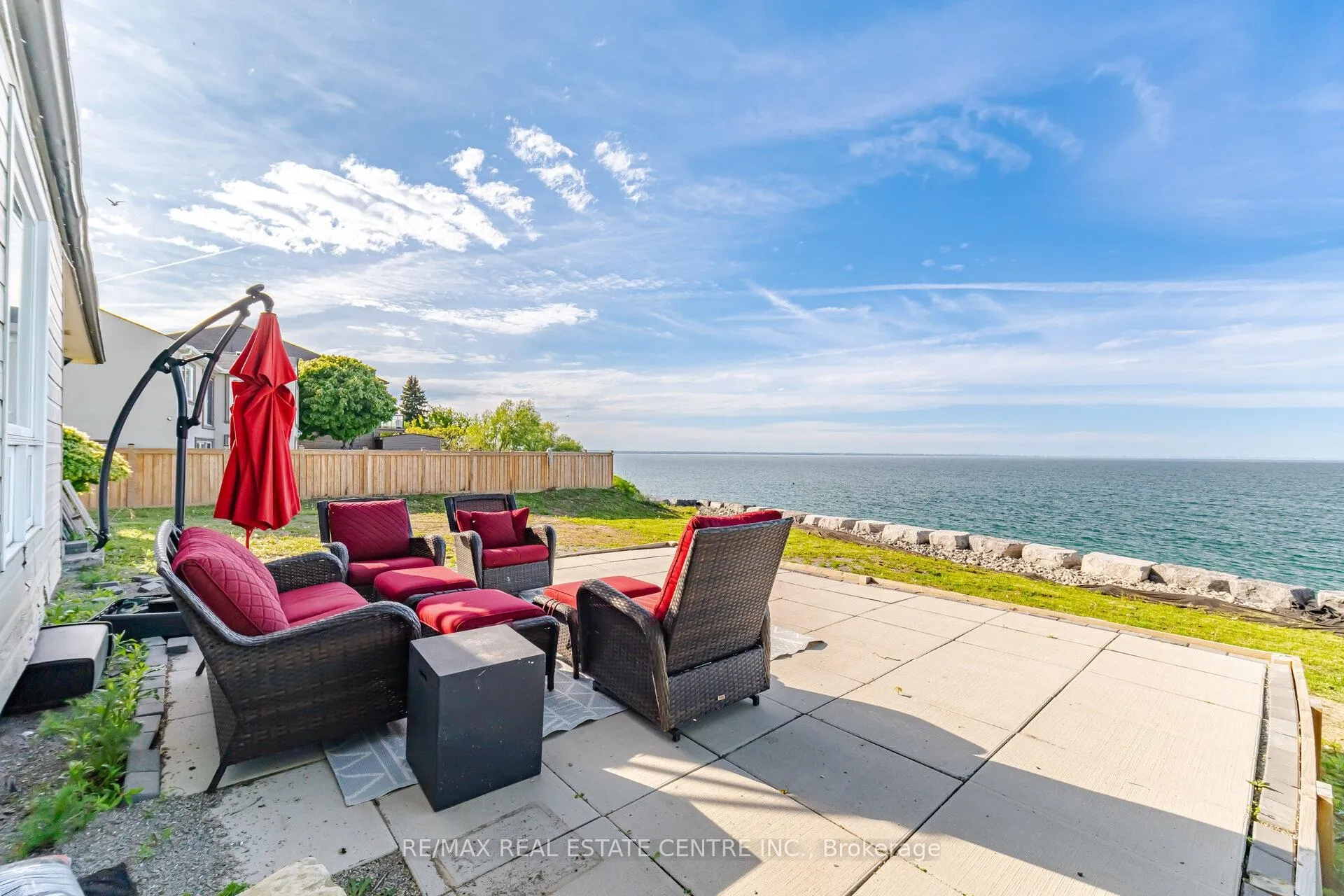 Photo 41 of 46 Seabreeze Crescent, Hamilton, Lakeshore — HOMEH