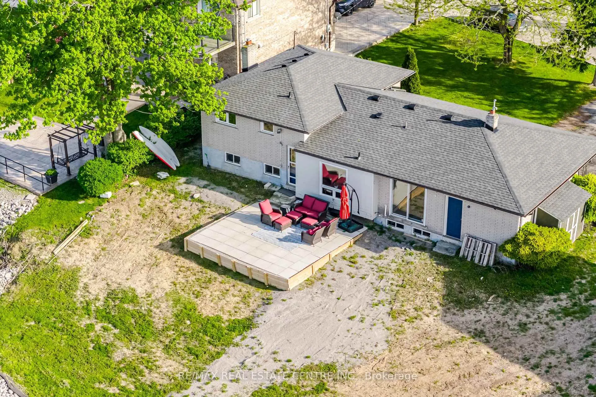 Photo 48 of 46 Seabreeze Crescent, Hamilton, Lakeshore — HOMEH