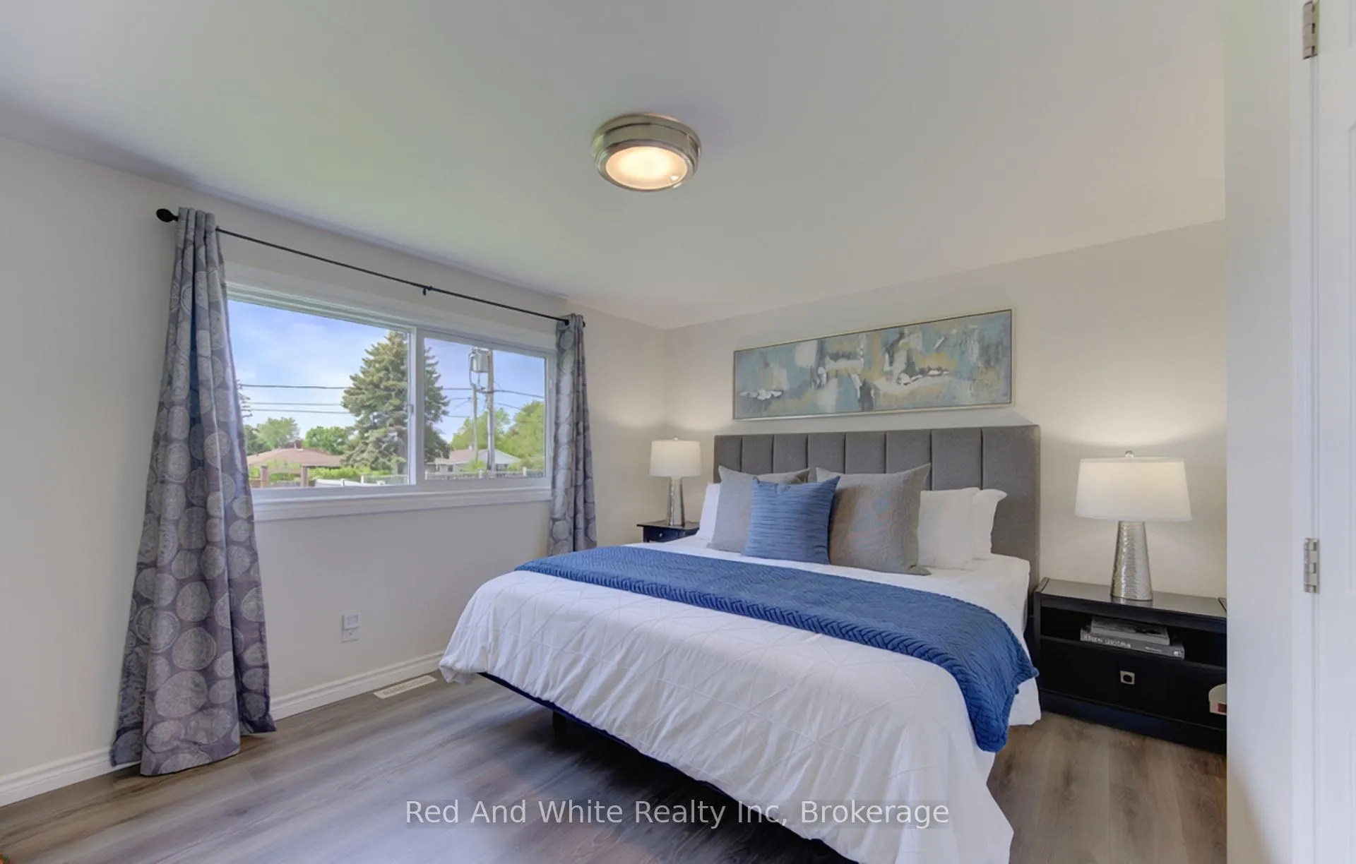 Photo 24 of 1828 Earlwood Drive, Cambridge, Galt City Centre — HOMEH