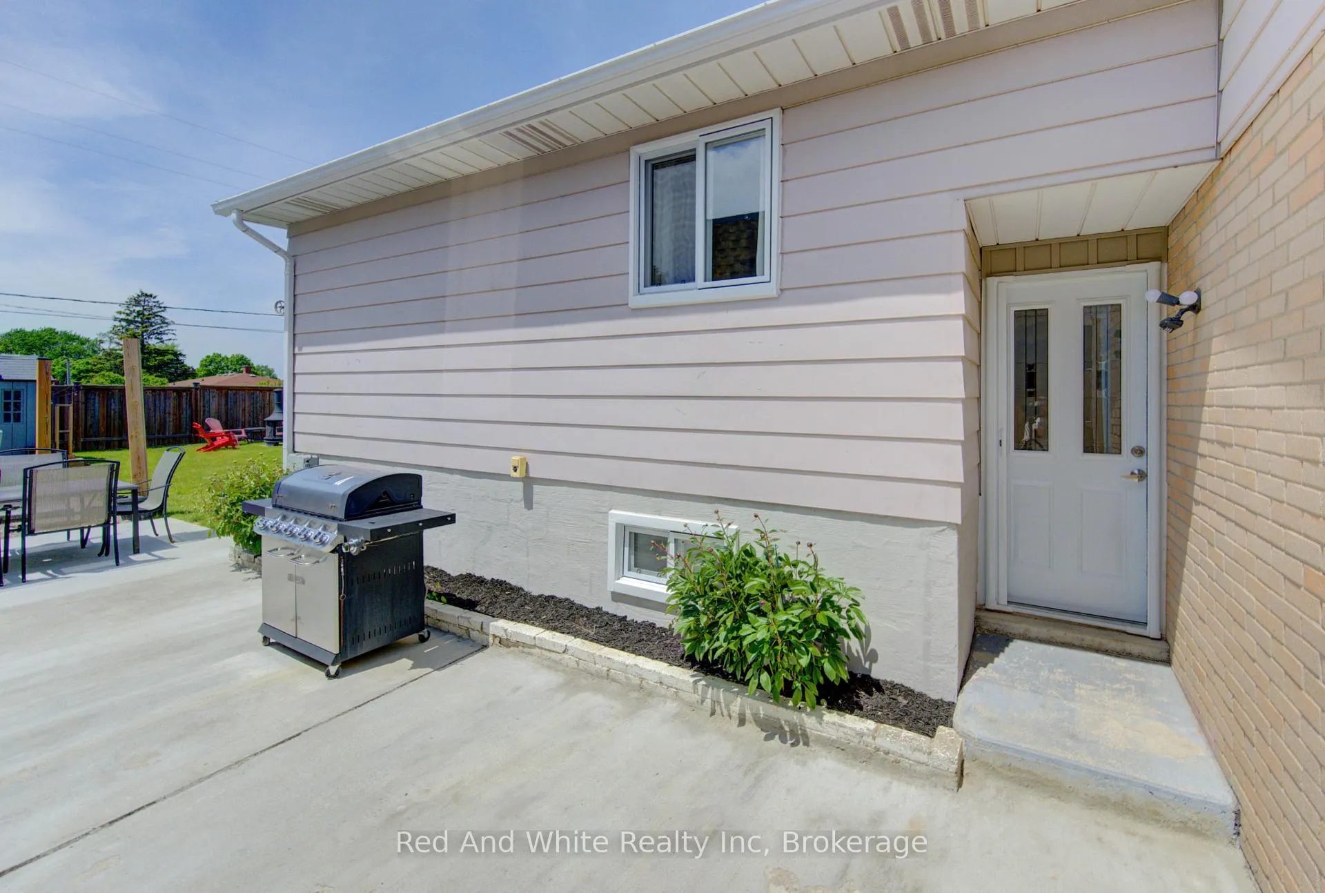 Photo 38 of 1828 Earlwood Drive, Cambridge, Galt City Centre — HOMEH
