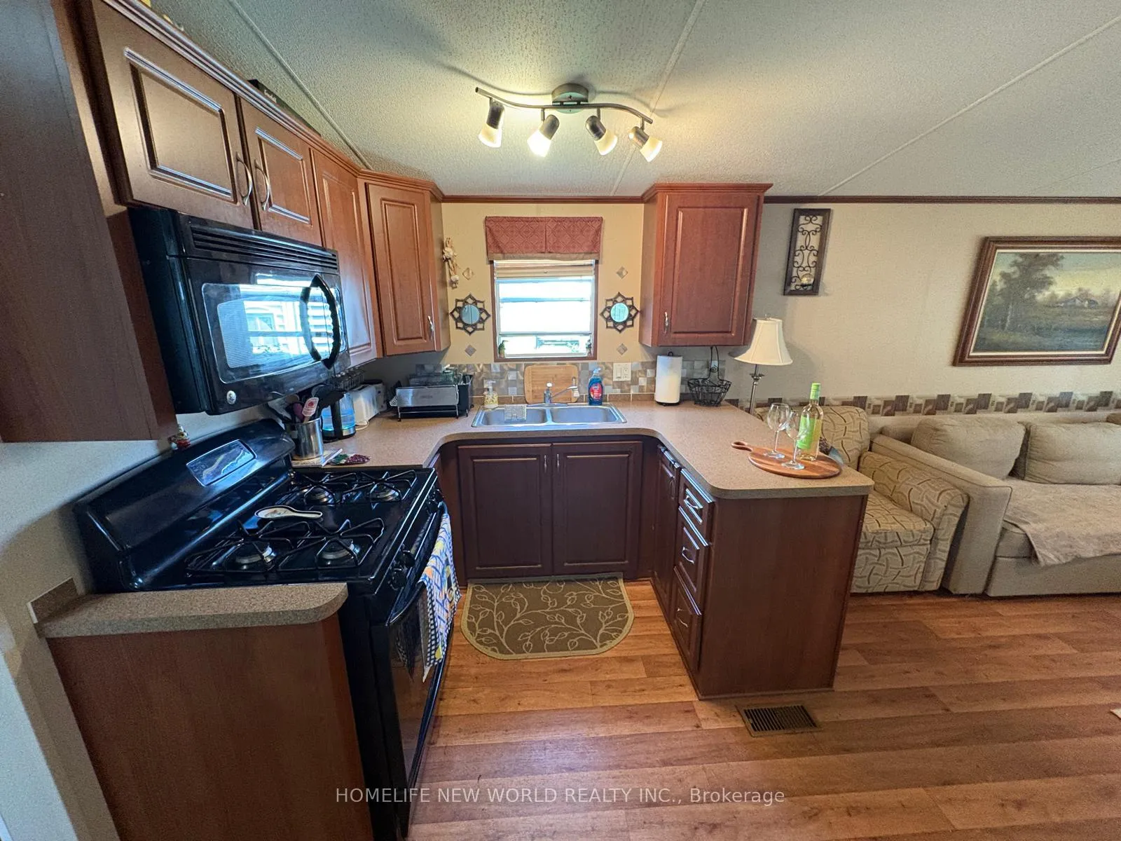 Photo 21 of Unit 484, 225 Platten Boulevard, Scugog, Rural Scugog — HOMEH