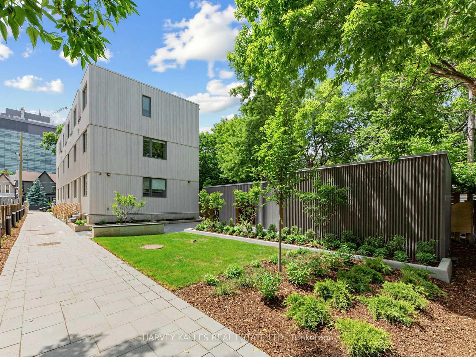 Photo 26 of Unit 2a, 45 Bellevue Avenue, Toronto, Kensington-Chinatown — HOMEH