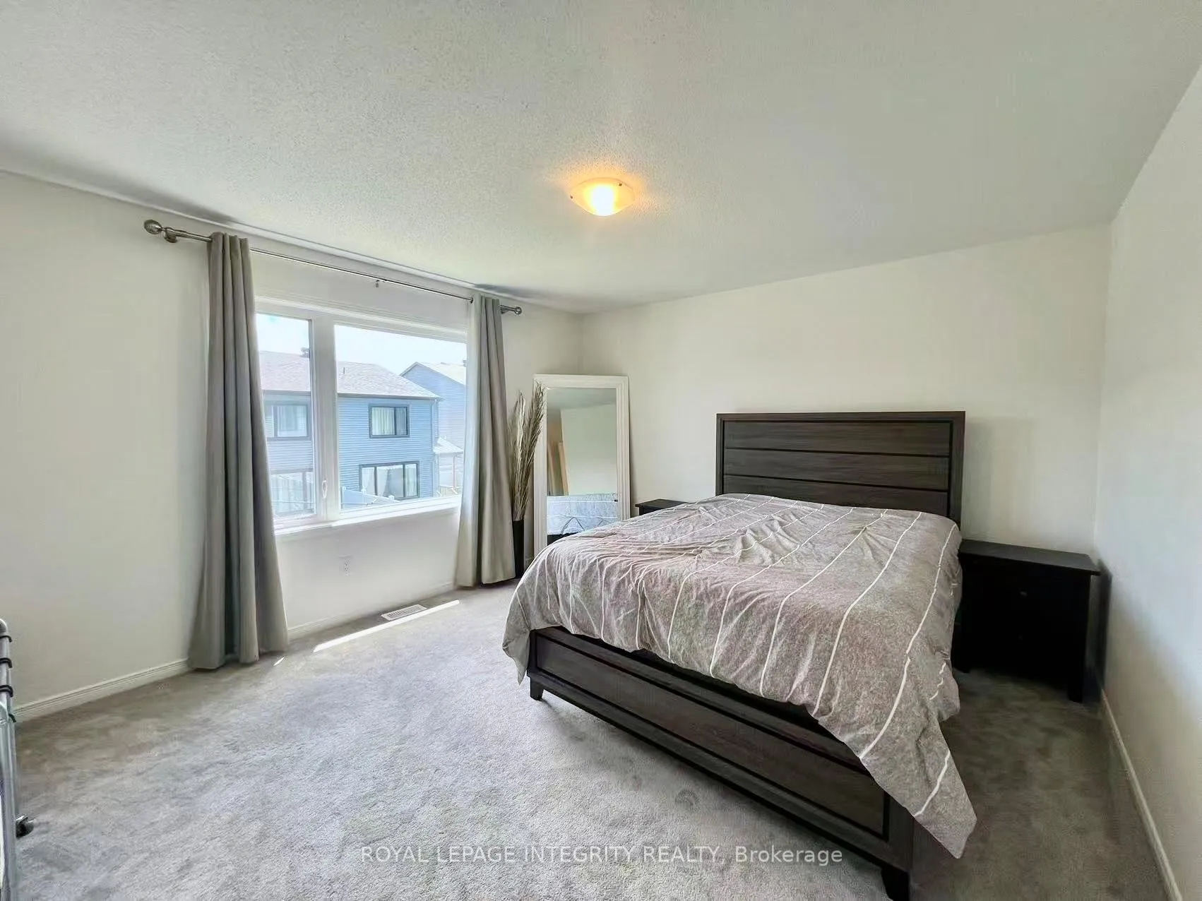 Photo 17 of 874 Paseana Place, Ottawa, Kanata - Emerald Meadows/Trailwest — HOMEH