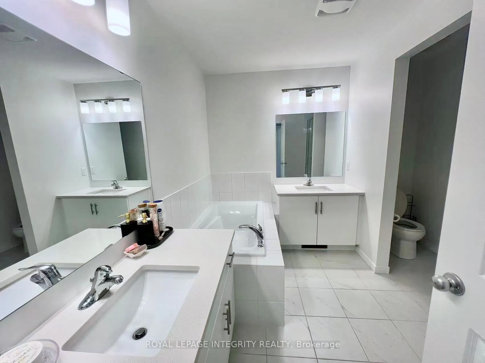 Photo 20 of 874 Paseana Place, Ottawa, Kanata - Emerald Meadows/Trailwest — HOMEH