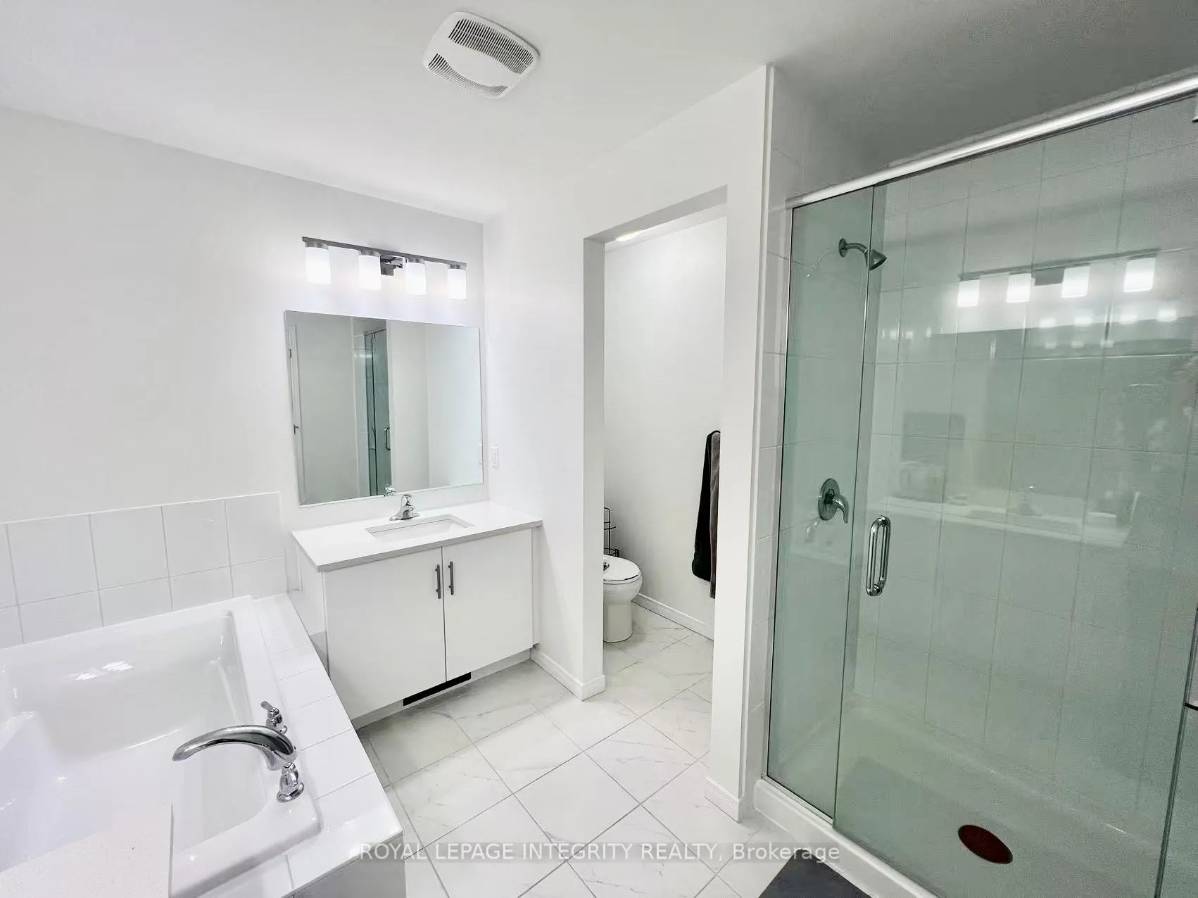 Photo 21 of 874 Paseana Place, Ottawa, Kanata - Emerald Meadows/Trailwest — HOMEH