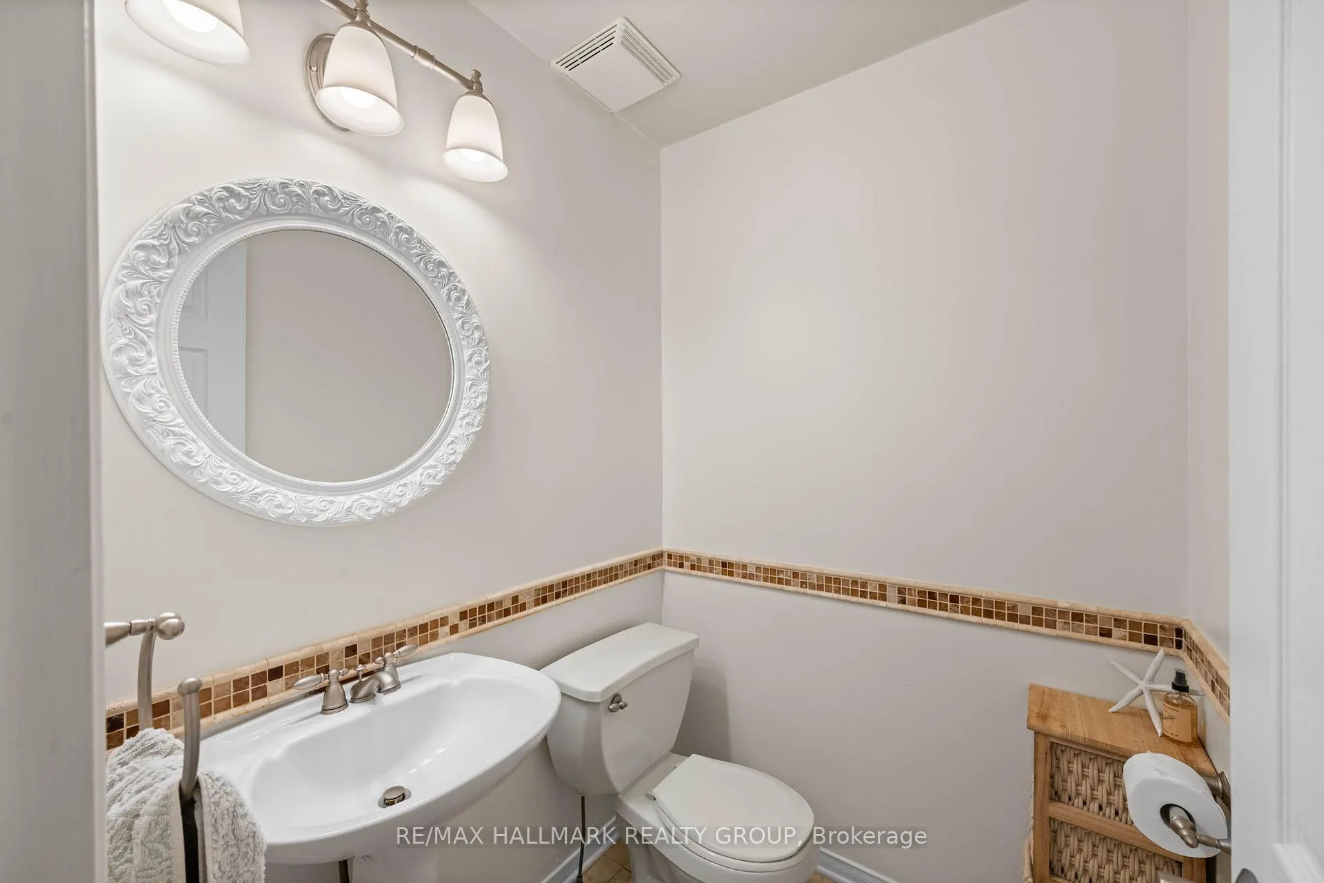 Photo 25 of 1109 Gablefield Private, Ottawa, Beaconwood — HOMEH