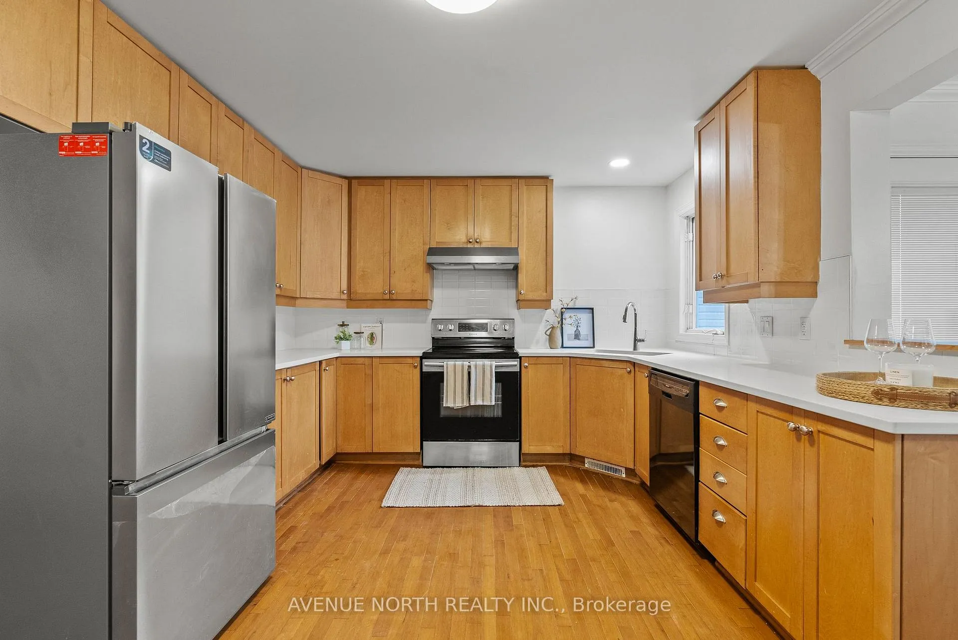 Photo 11 of 244 Deerfox Drive, Ottawa, Barrhaven - Longfields — HOMEH