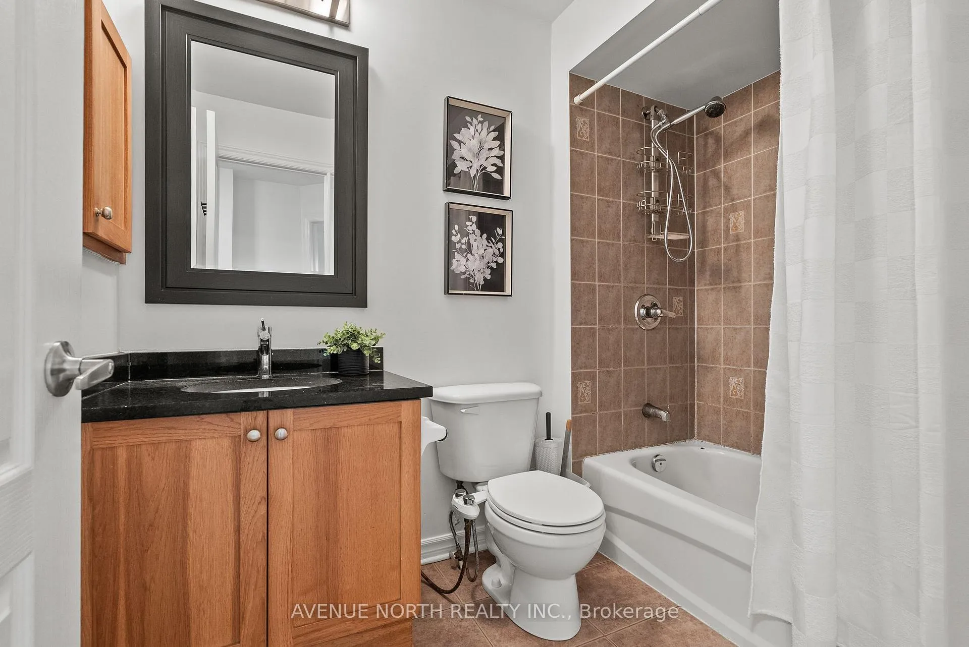 Photo 26 of 244 Deerfox Drive, Ottawa, Barrhaven - Longfields — HOMEH