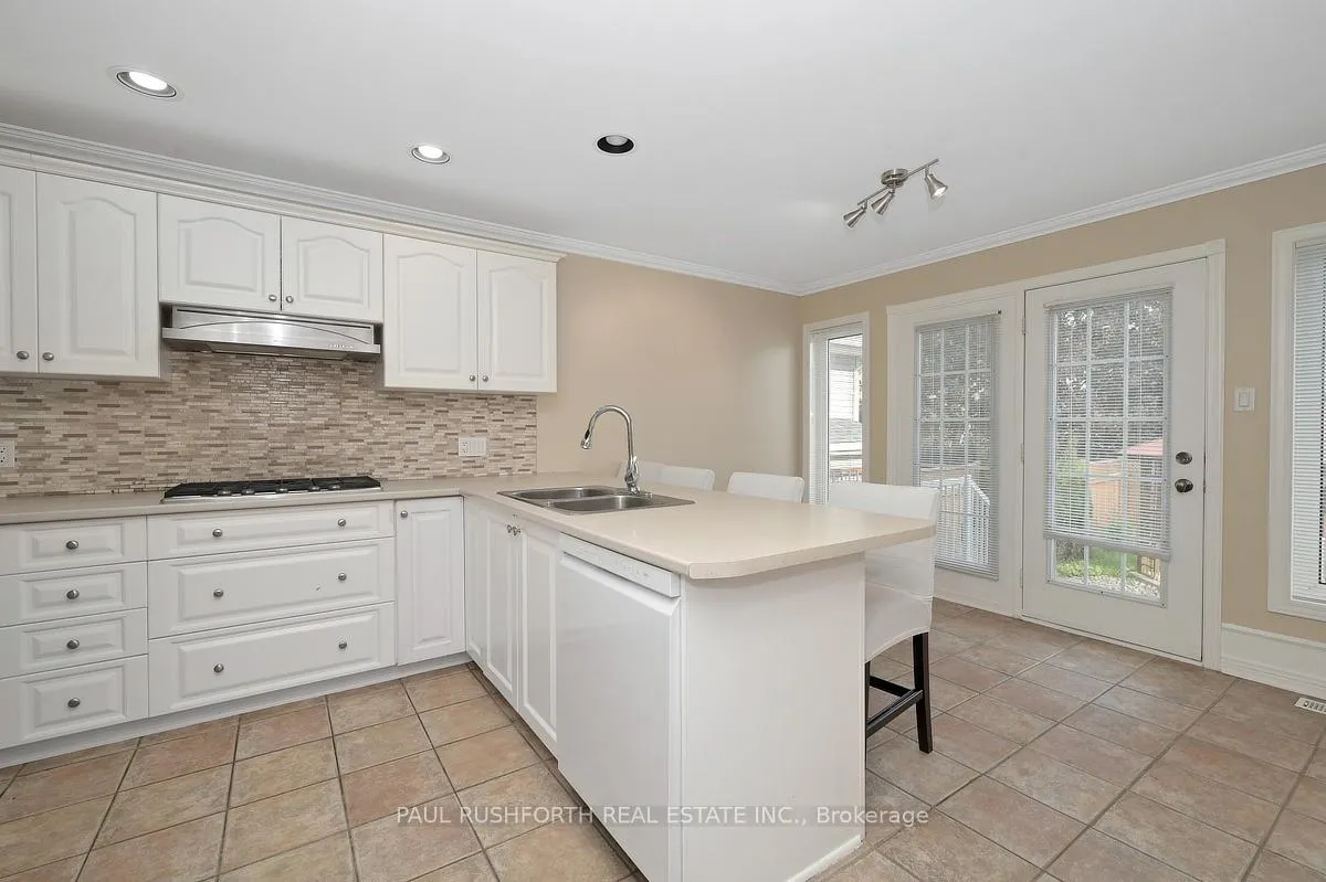 Photo 10 of 1118 Lichen Avenue, Ottawa, Avalon East — HOMEH