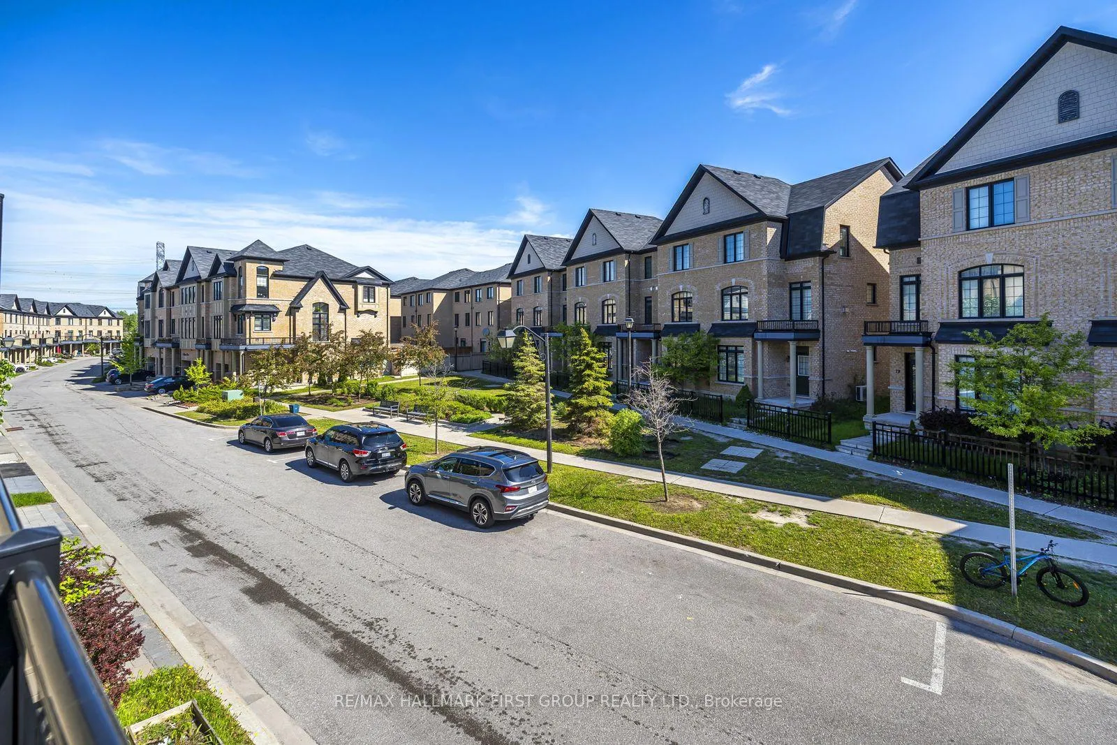 Photo 20 of 64 Quarrie Lane, Ajax, Northwest Ajax — HOMEH