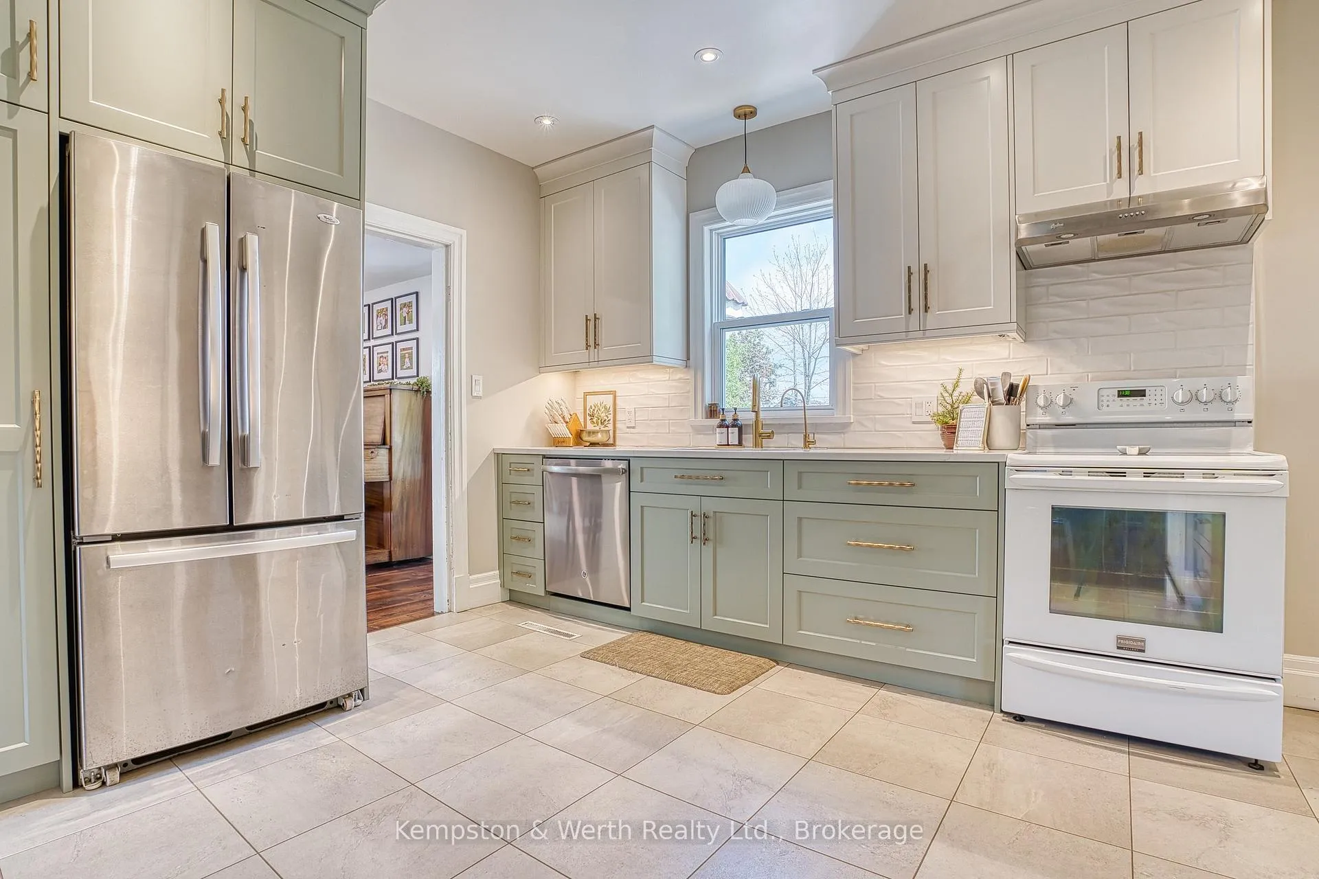 Photo 11 of 82 Main Street N, Perth East, Milverton — HOMEH