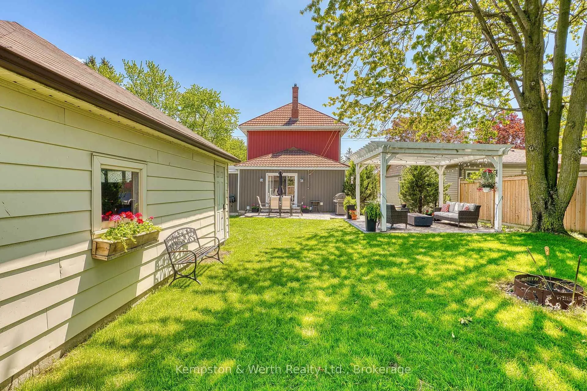 Photo 25 of 82 Main Street N, Perth East, Milverton — HOMEH