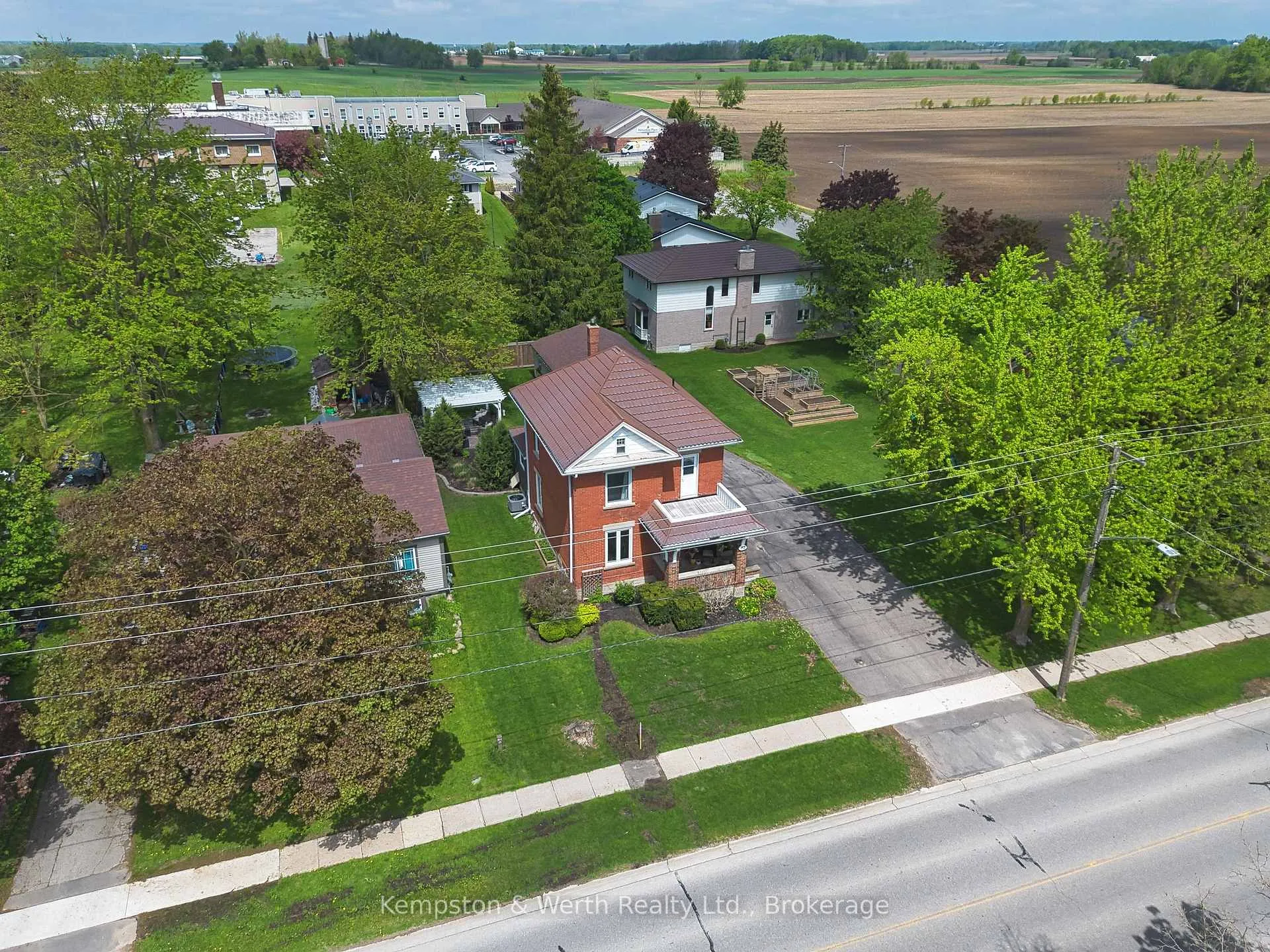 Photo 27 of 82 Main Street N, Perth East, Milverton — HOMEH