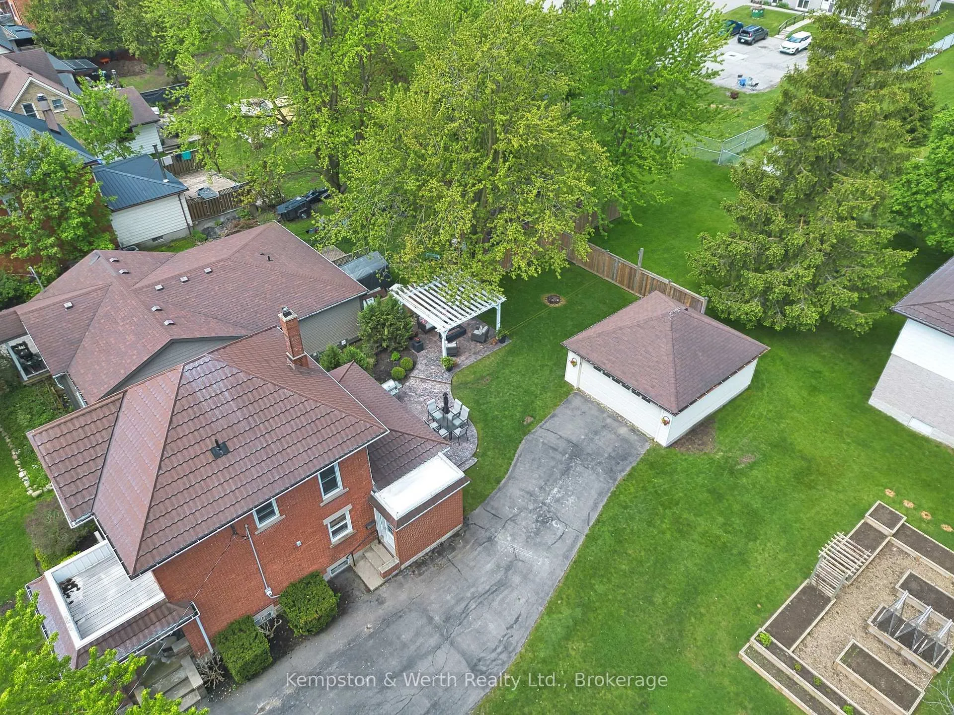 Photo 29 of 82 Main Street N, Perth East, Milverton — HOMEH