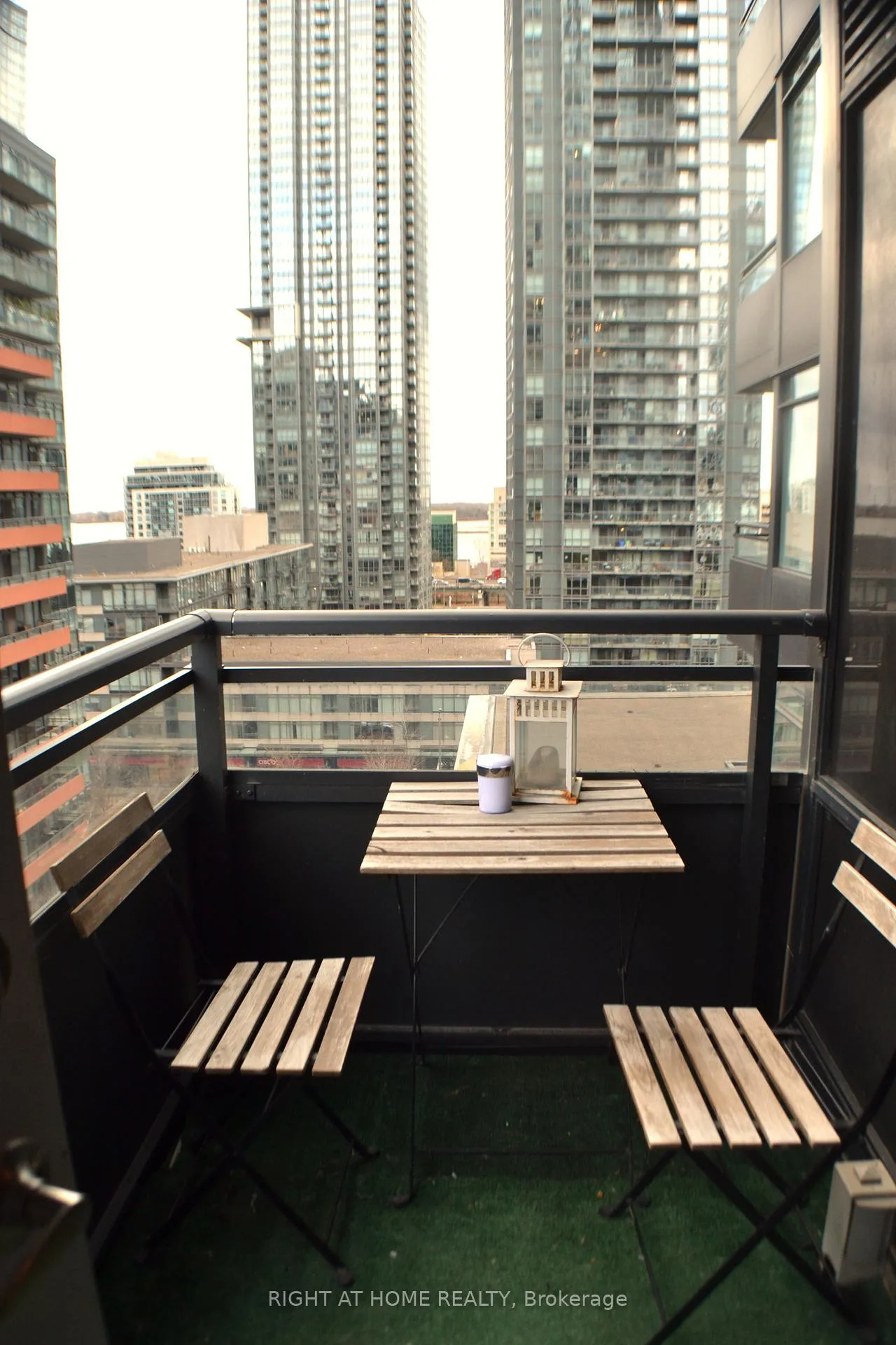 Photo 13 of Unit 1005, 25 Telegram Mews, Toronto, Waterfront Communities — HOMEH