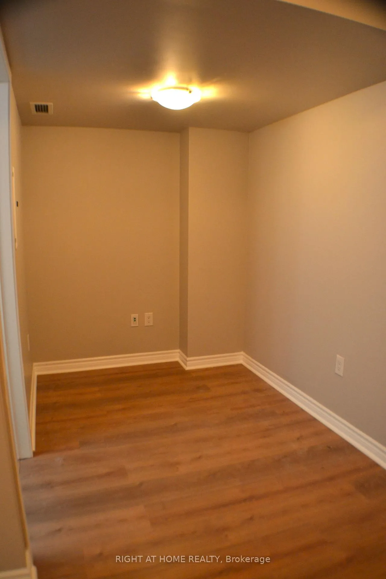 Photo 25 of Unit 1005, 25 Telegram Mews, Toronto, Waterfront Communities — HOMEH