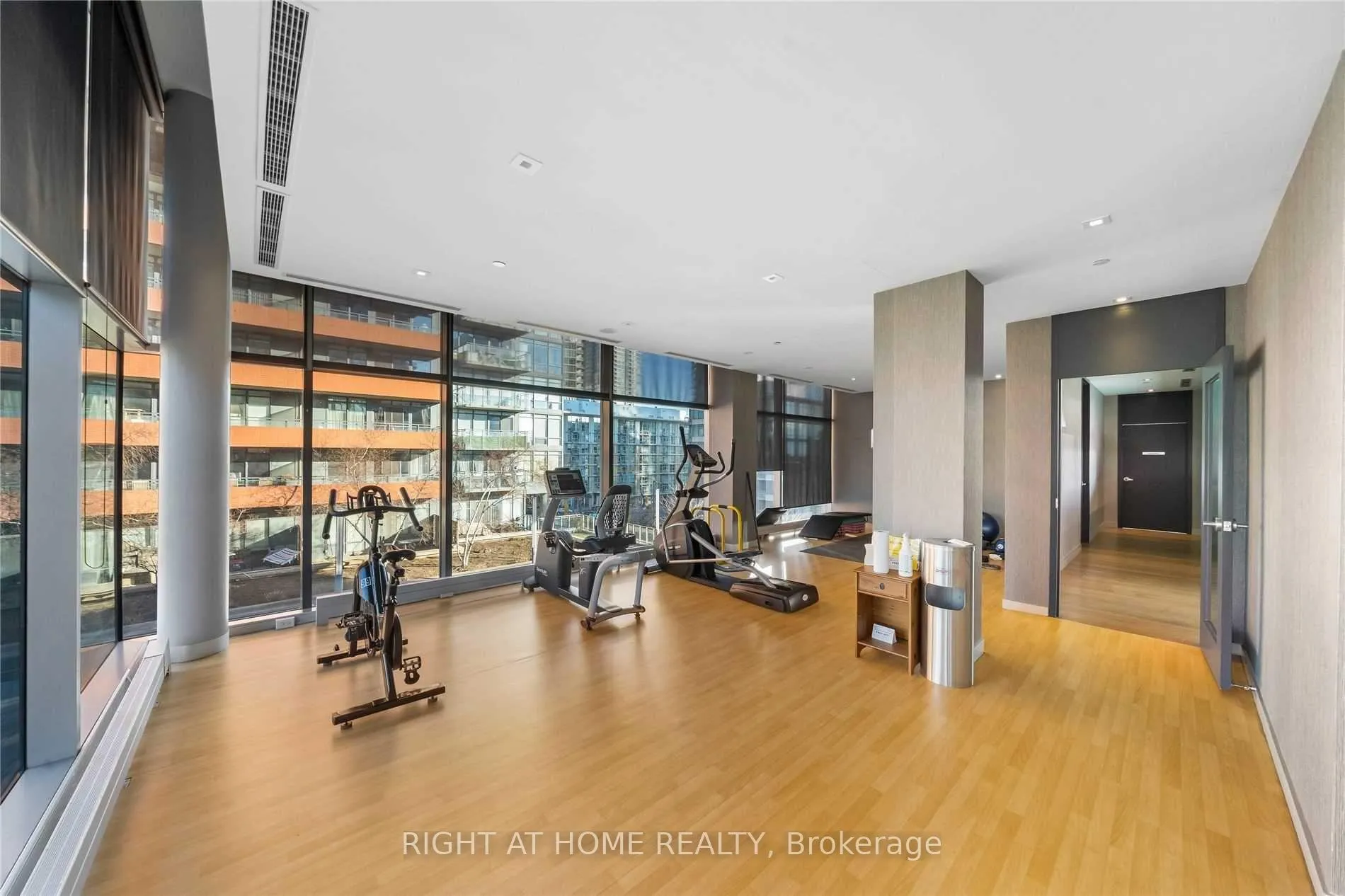 Photo 38 of Unit 1005, 25 Telegram Mews, Toronto, Waterfront Communities — HOMEH