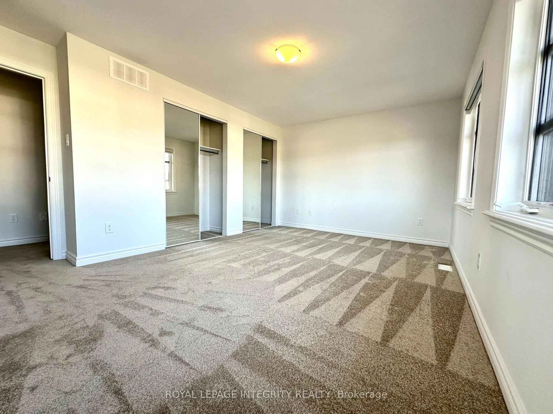 Photo 15 of 532 Supernova Street, Ottawa, Riverside South/Gloucester Glen — HOMEH