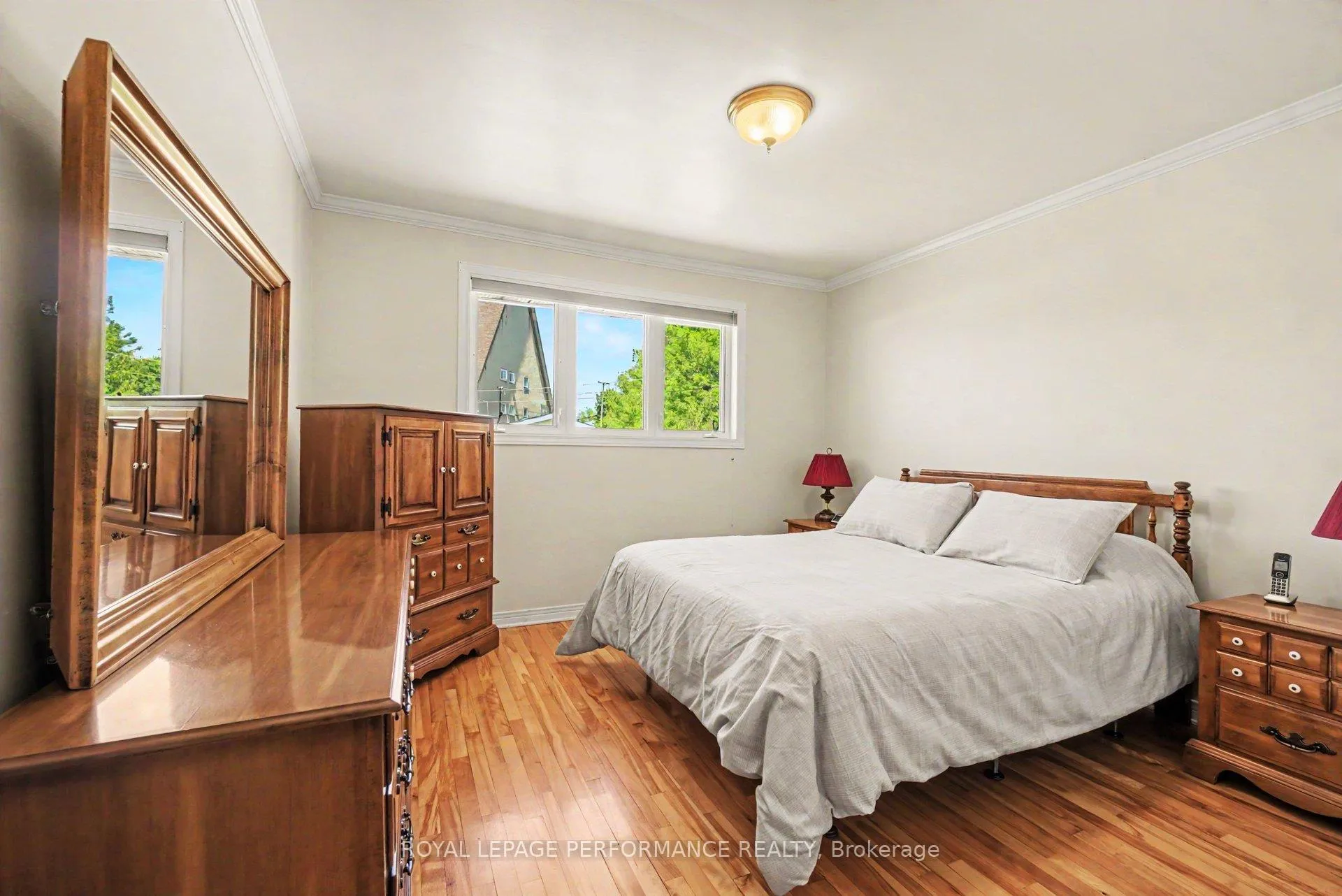 Photo 10 of 615 Quebec Street, Ottawa, Castle Heights/Rideau High — HOMEH