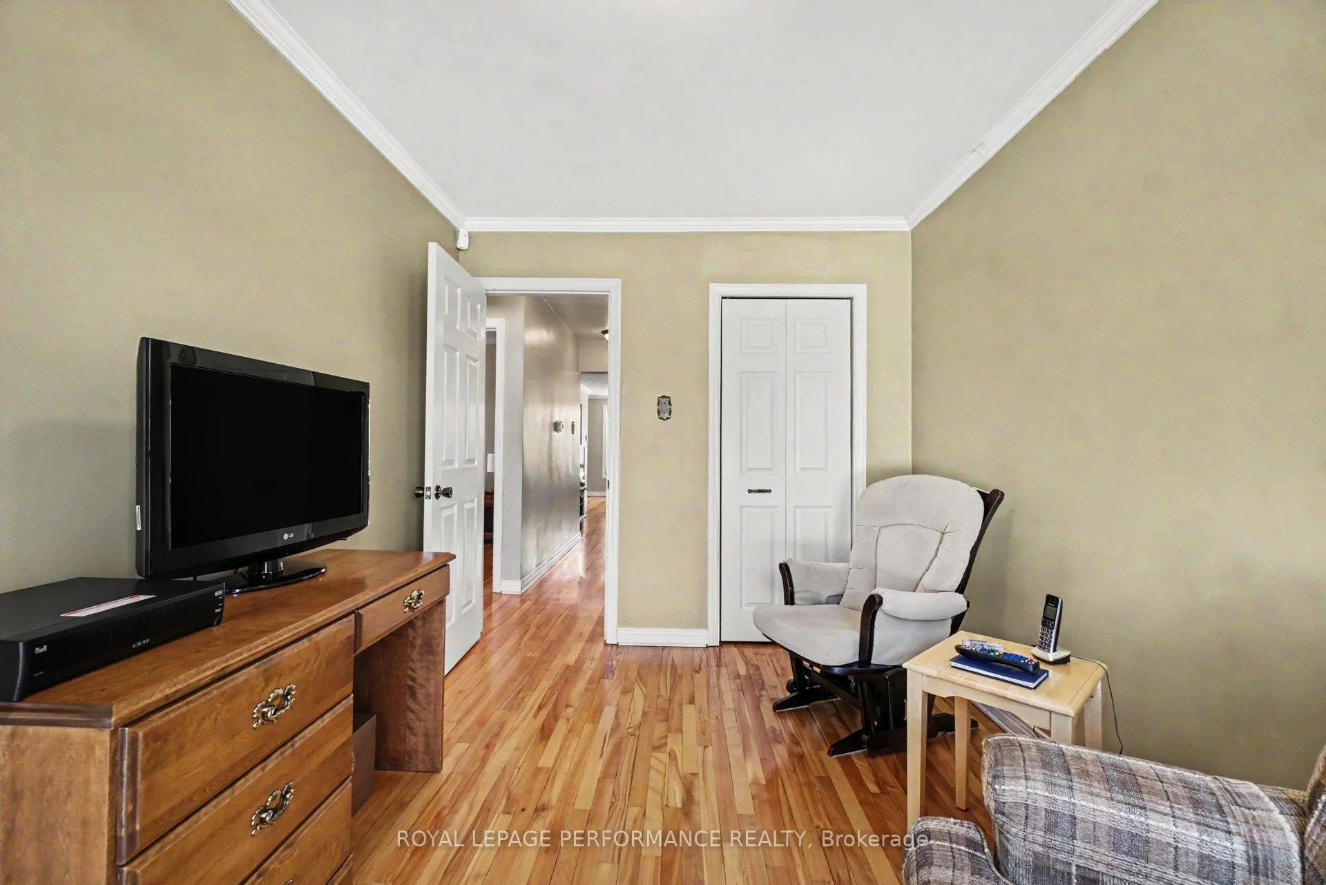 Photo 15 of 615 Quebec Street, Ottawa, Castle Heights/Rideau High — HOMEH