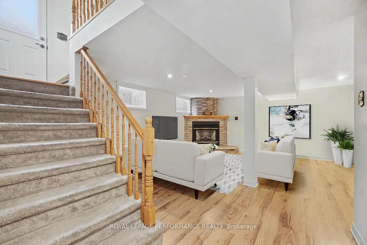 Photo 17 of 615 Quebec Street, Ottawa, Castle Heights/Rideau High — HOMEH