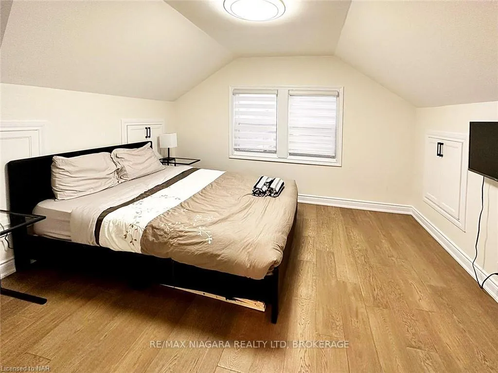 Photo 10 of 6422 Ker Street, Niagara Falls, Dorchester — HOMEH