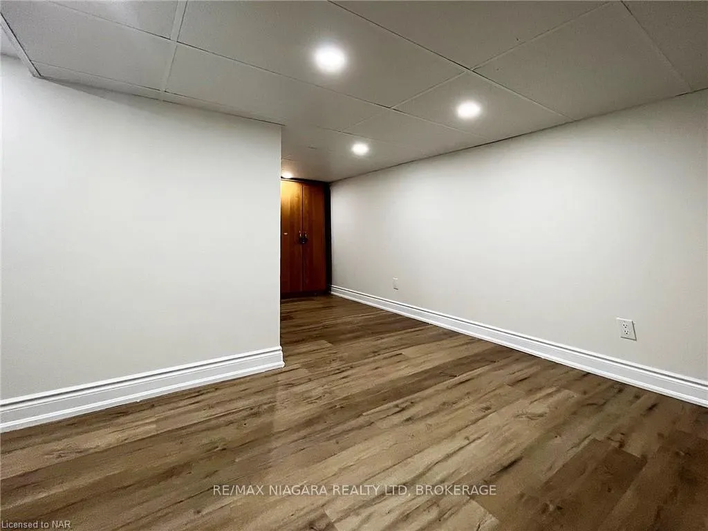 Photo 15 of 6422 Ker Street, Niagara Falls, Dorchester — HOMEH