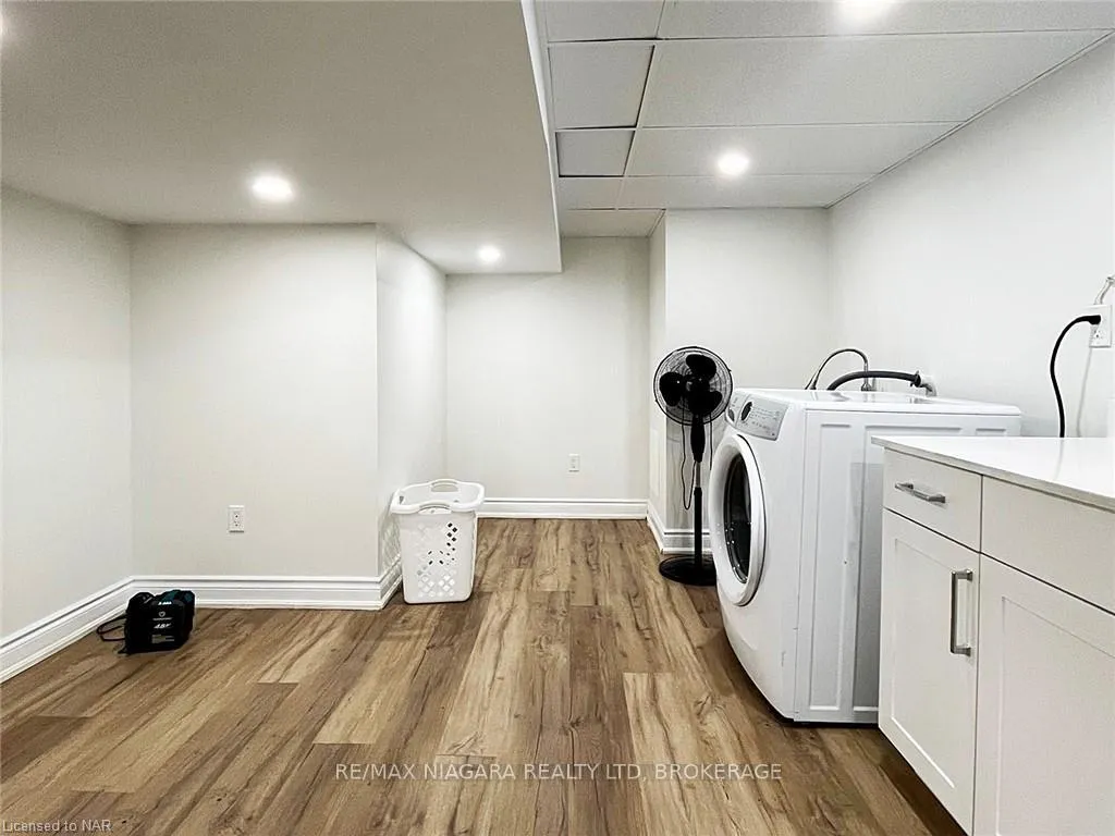 Photo 16 of 6422 Ker Street, Niagara Falls, Dorchester — HOMEH