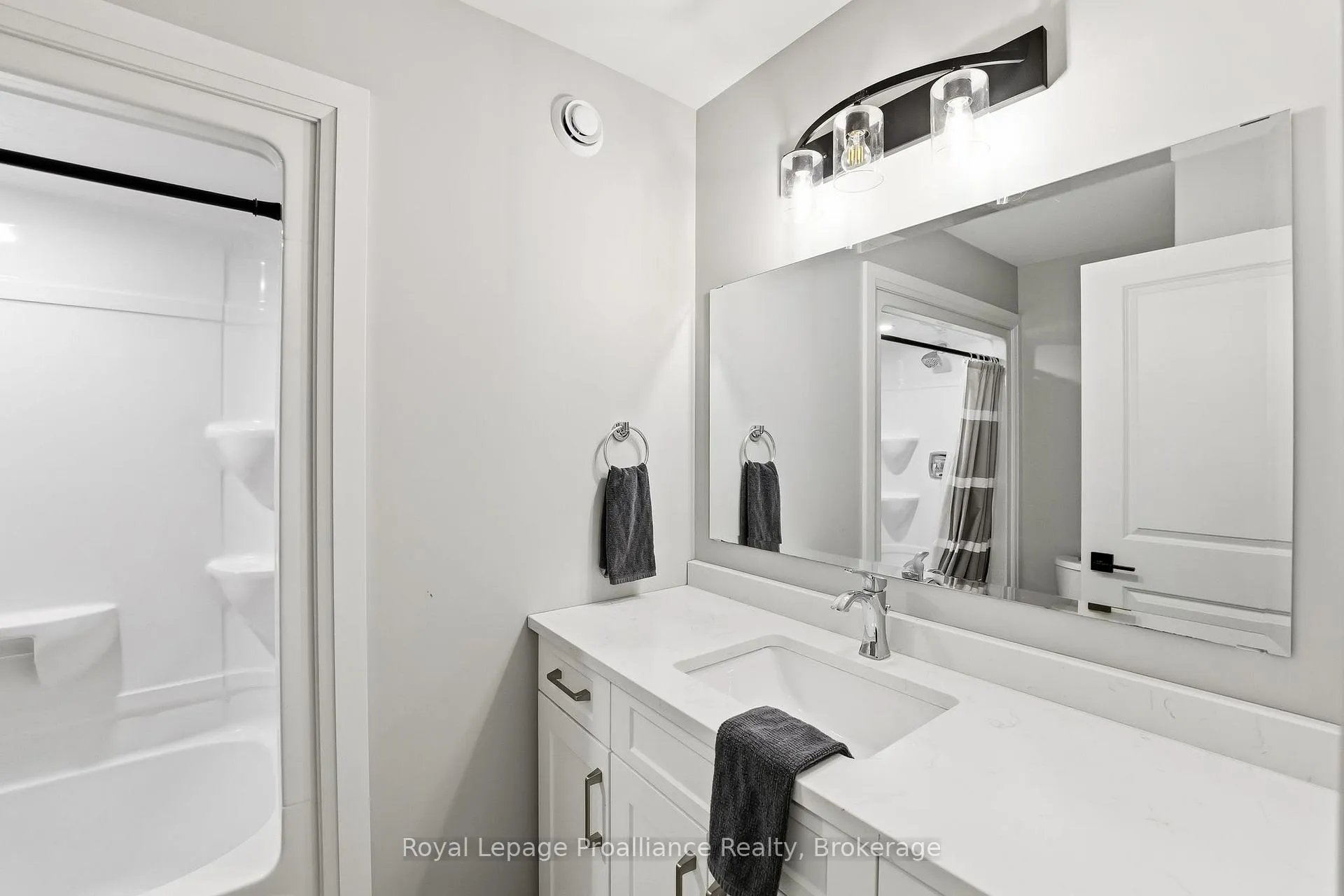 Photo 27 of 4 Mackenzie John Crescent, Brighton — HOMEH