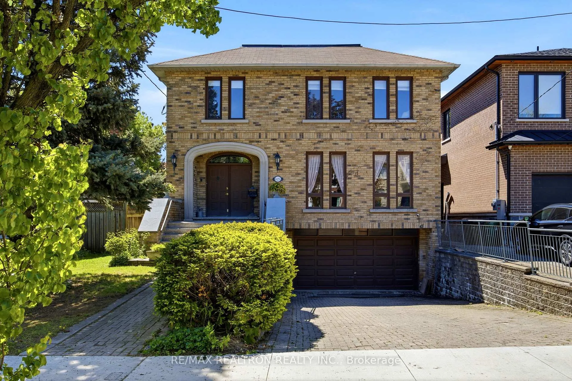 Front of 623 Coldstream Avenue